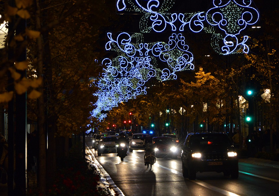 How Much Does A Christmas Light Installation Cost in St. Joseph MO