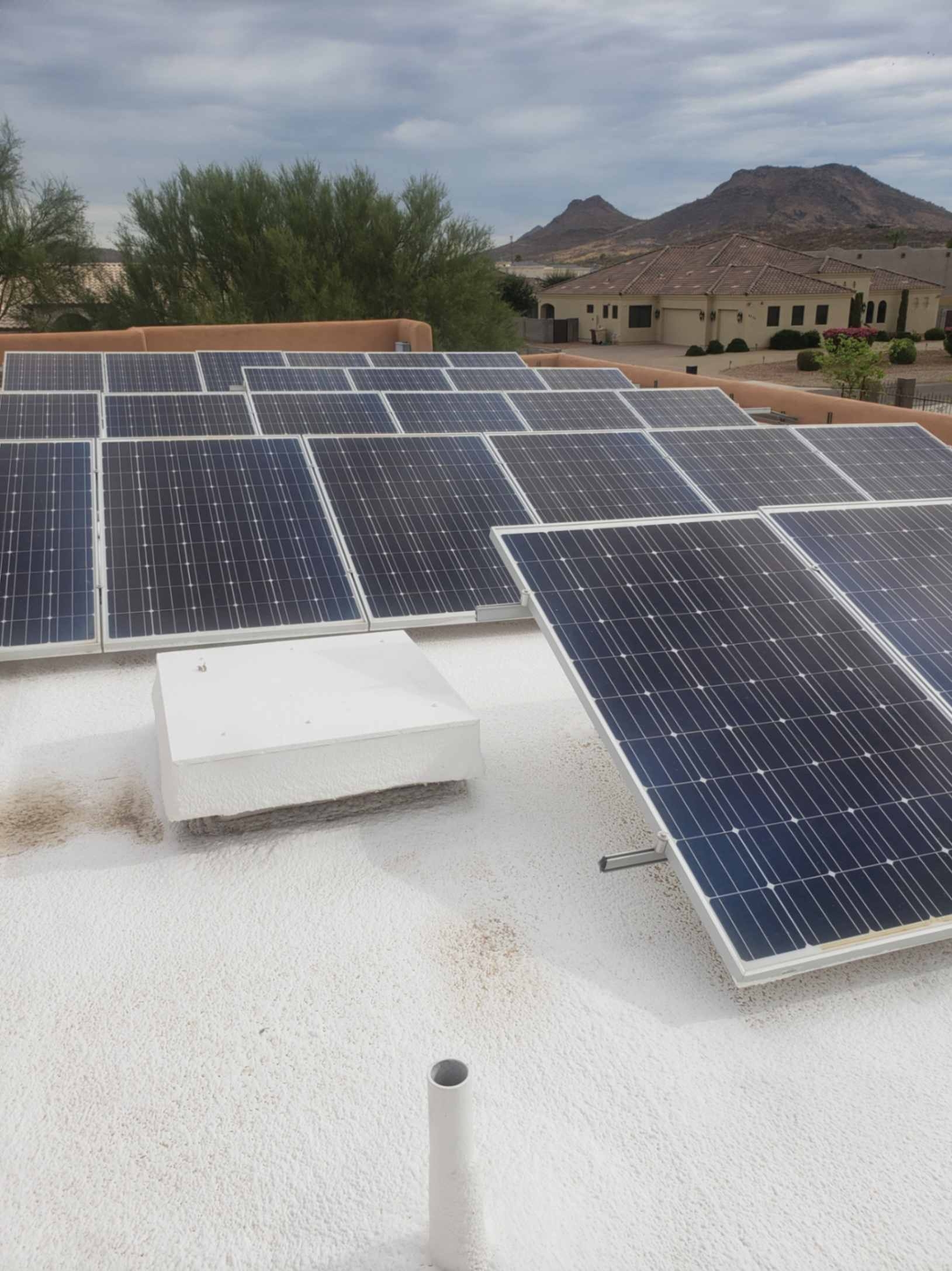 What common problems are associated with spray foam roofing?