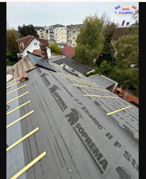 Couvreur Montreuil