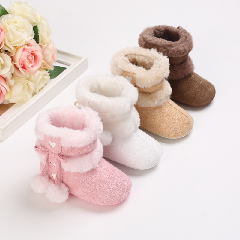 Botas de nieve para recién nacidos, botines de felpa para mantener el calor en el interior, antideslizantes, lindos zapatos de fondo suave