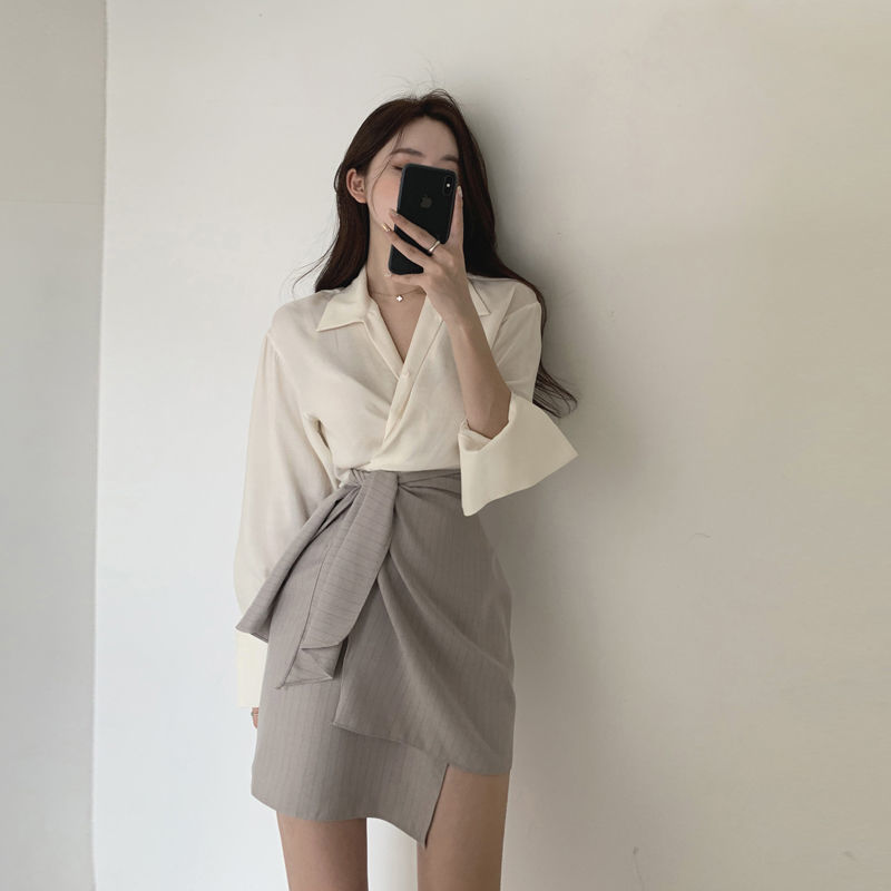 Traje de estilo Simple para mujer, camisa de moda de cintura alta, falda adelgazante, ropa de Boutique, nueva versión coreana, primavera y otoño, 2023