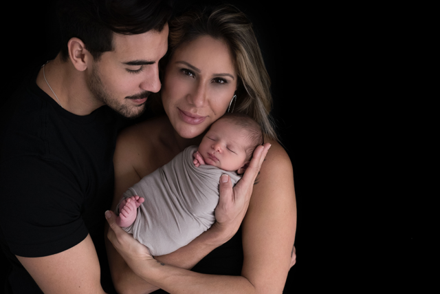 ensaio de fotos com recem-nascido de 10 dias e familia