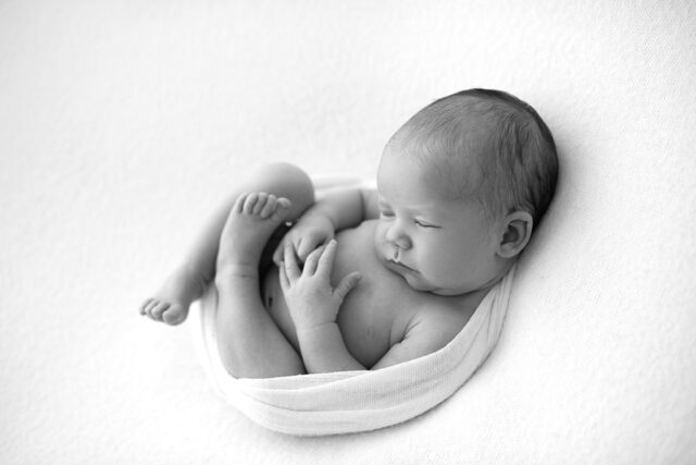 diminuir tempo do ensaio newborn, ensaio recém-nascido, fotos de recém-nascido, fotografia newborn, aprender fotografia newborn