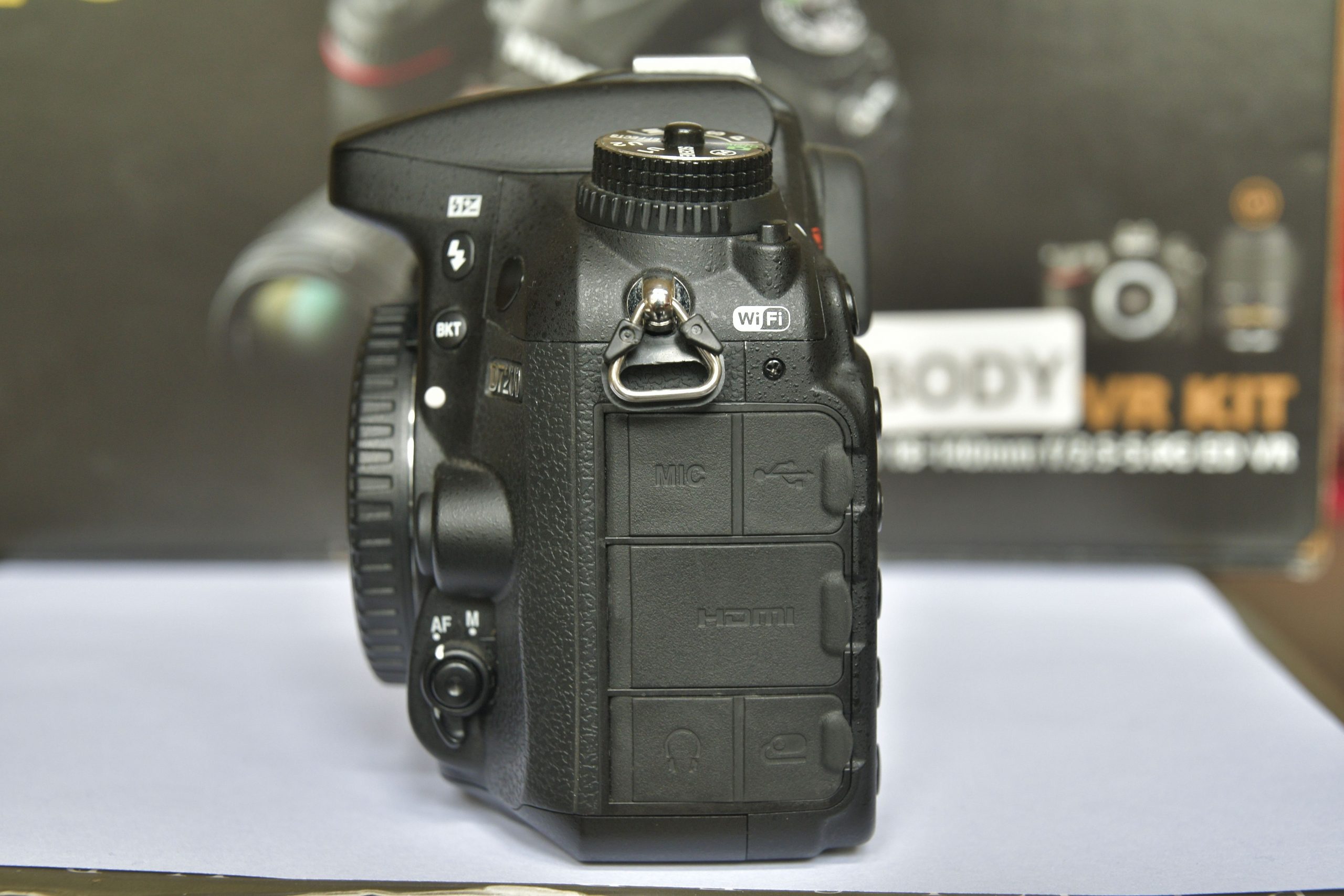 Nikon D7200 Body Only in Original Box with standard accessories 5K