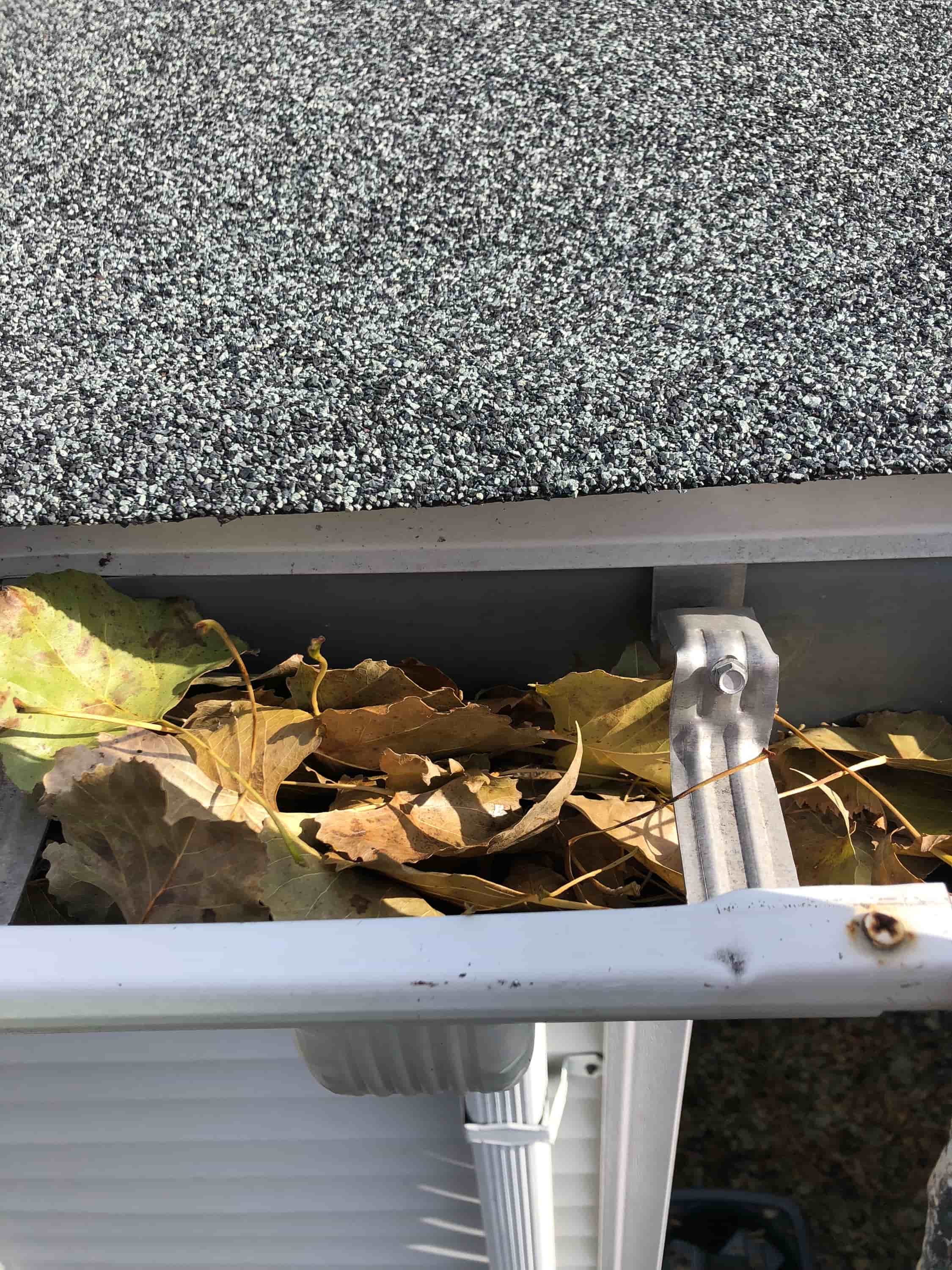 mobile home gutter cleaning tool