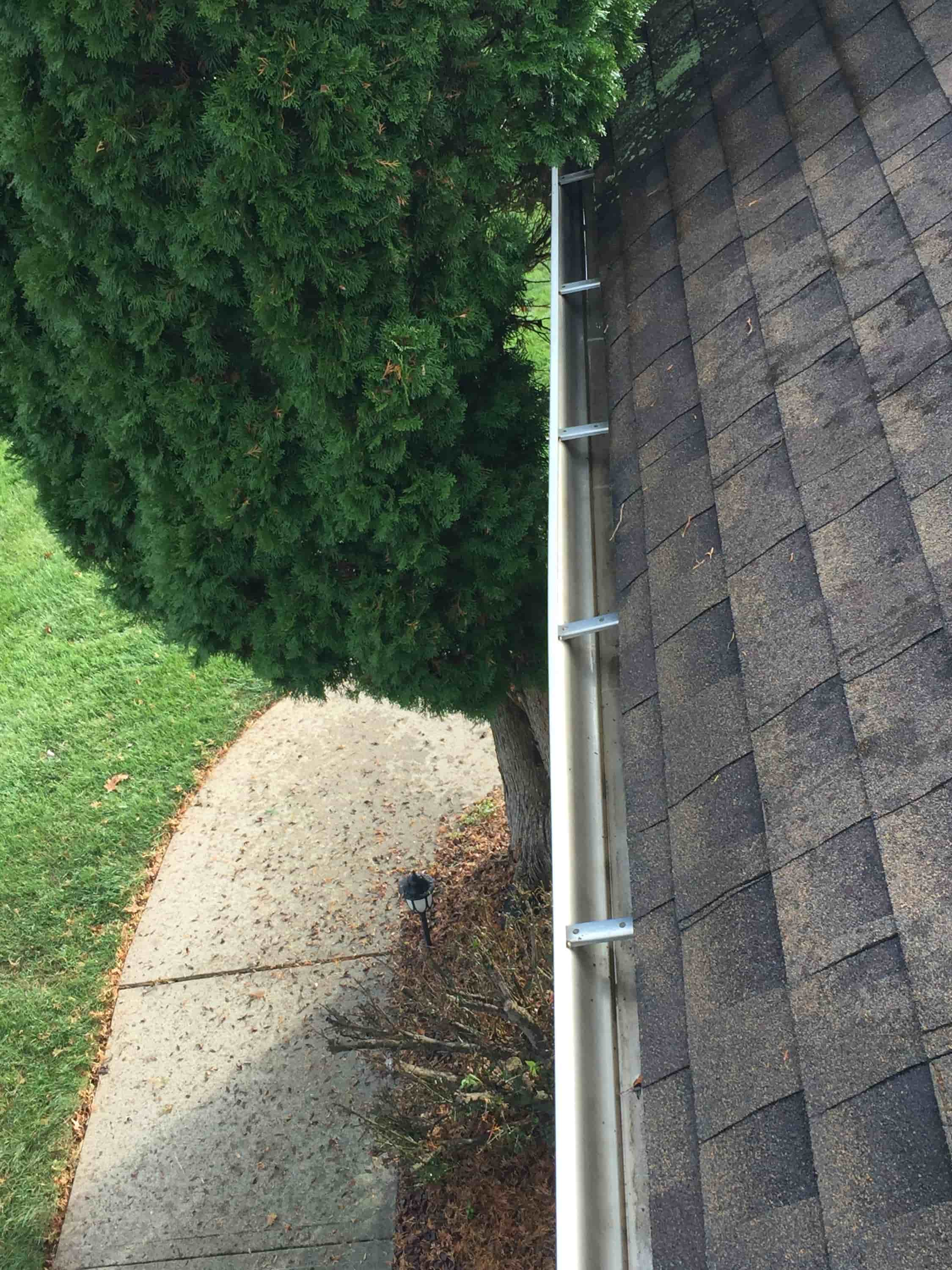 gutter repairman