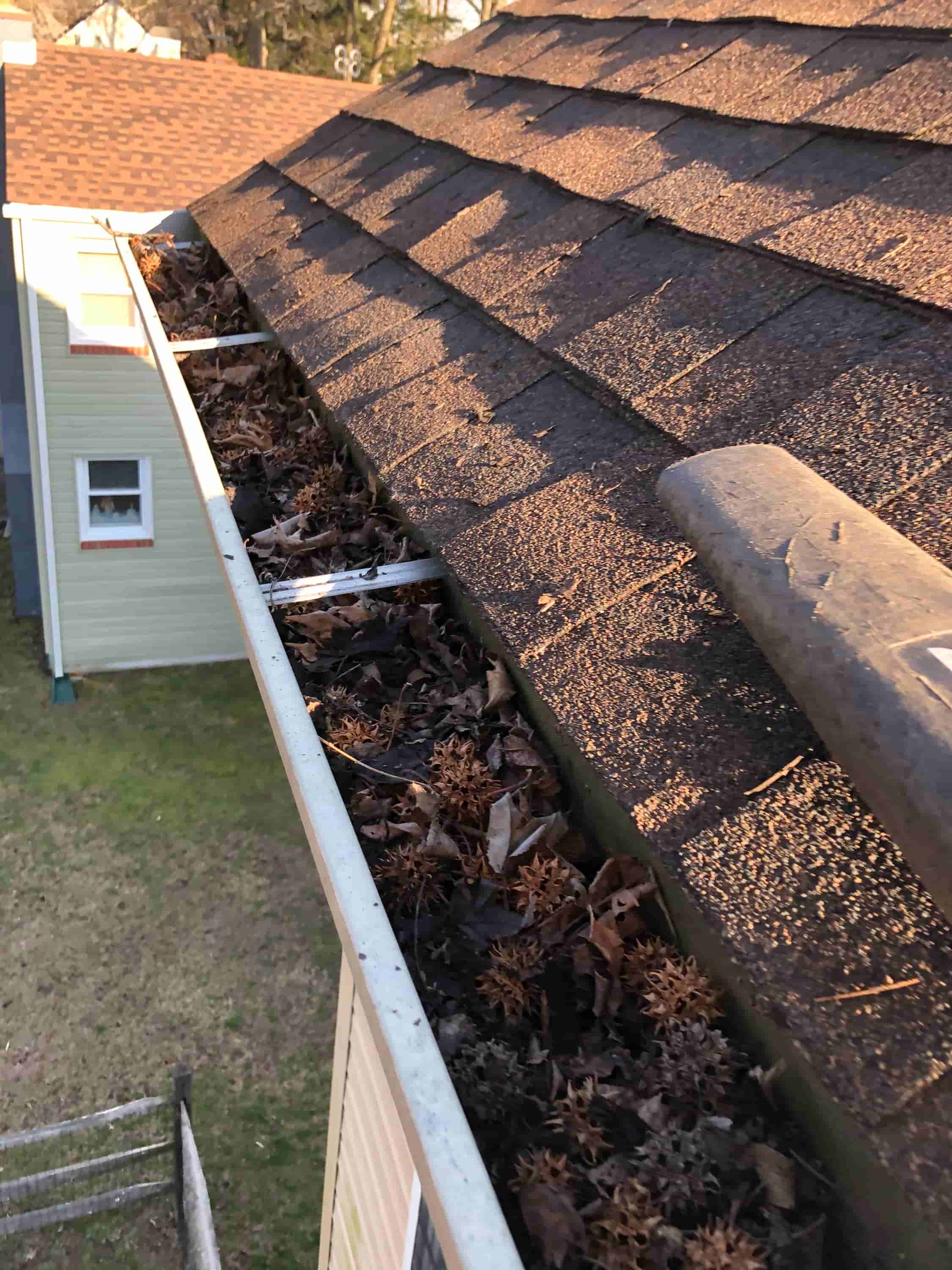 gutter cleaning spray