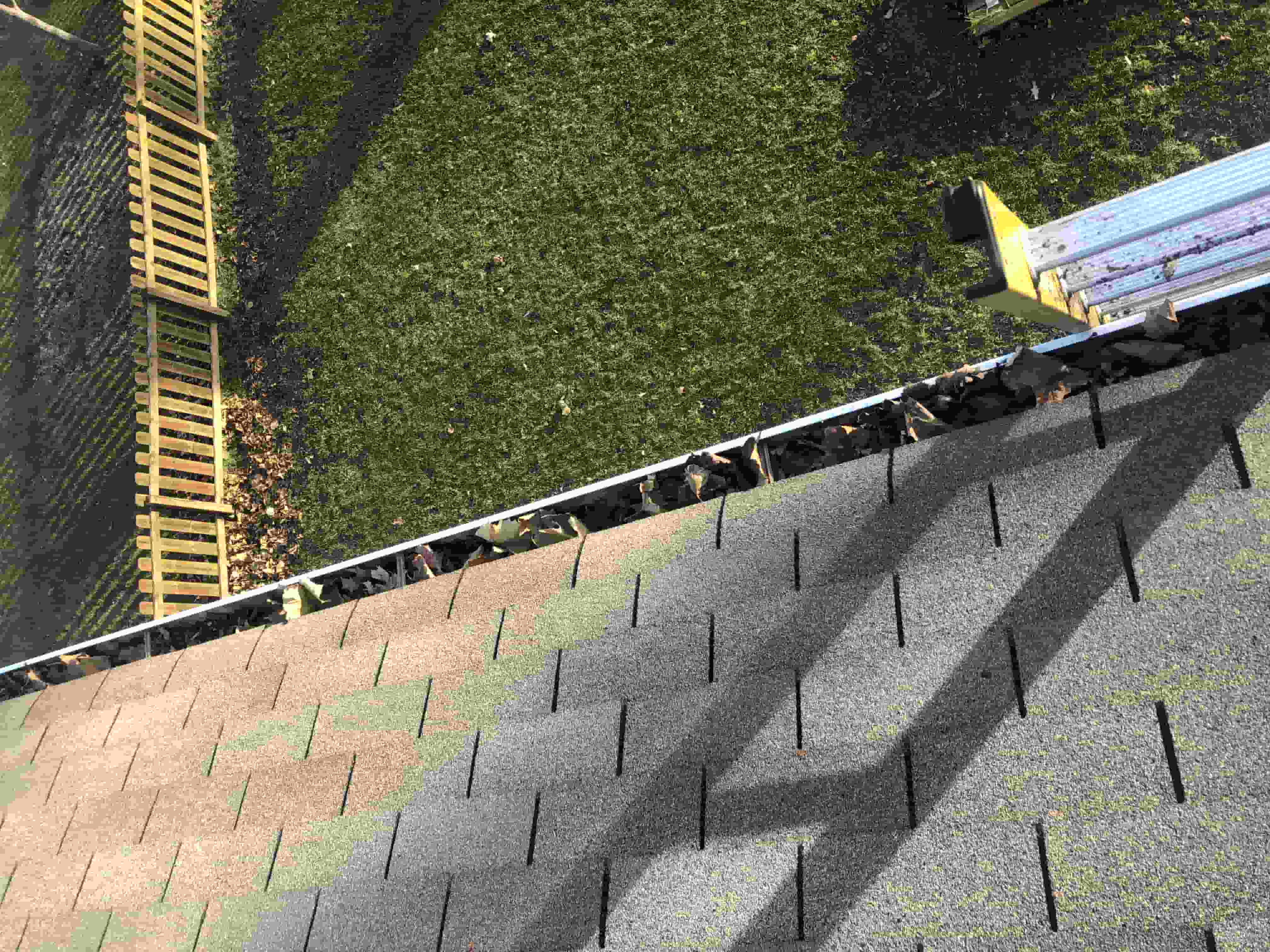 a 1 gutter cleaning