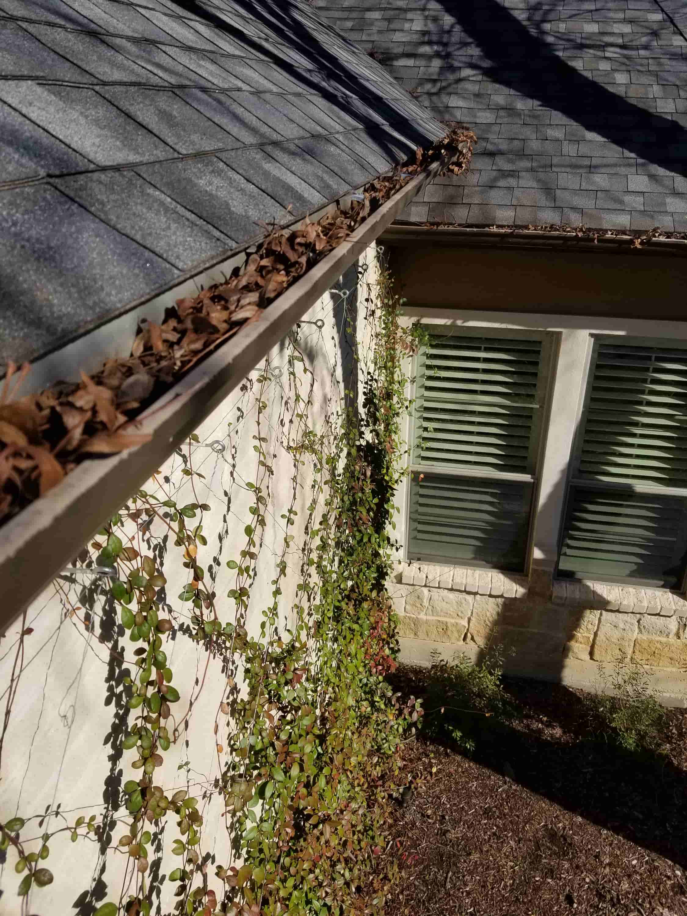 how to clean out gutters safely