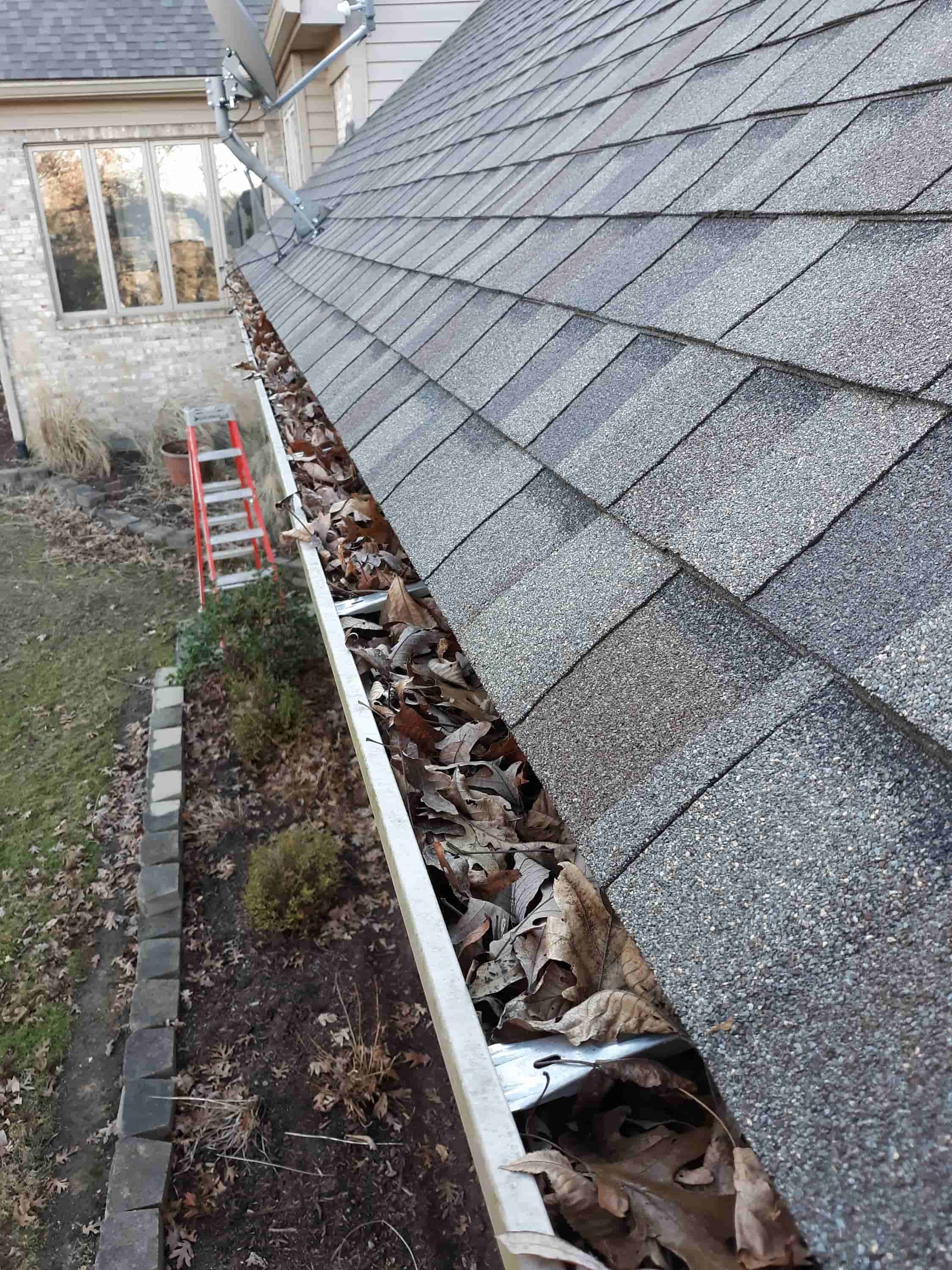 gutter drain pipe cleaning
