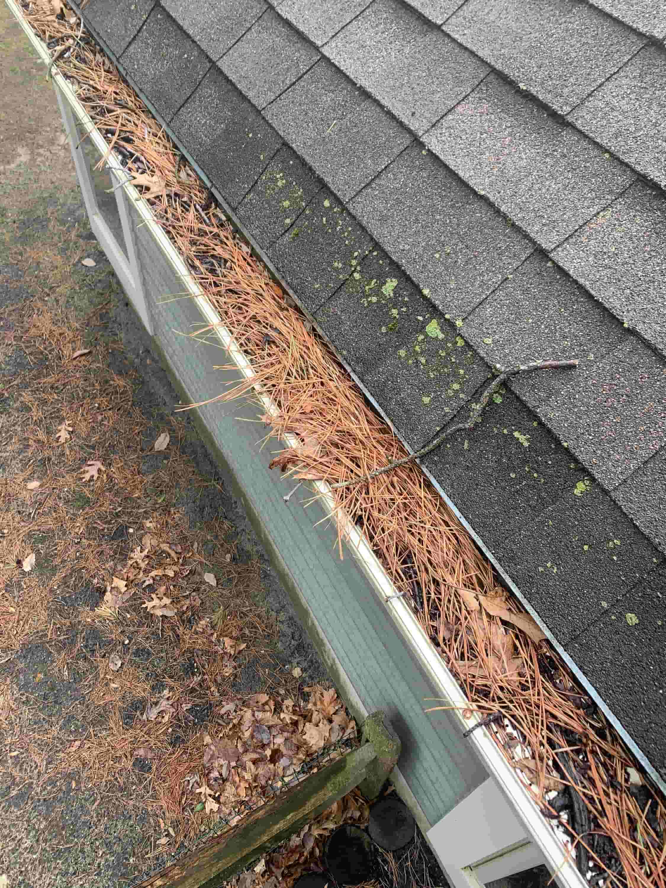 proper way to clean gutters