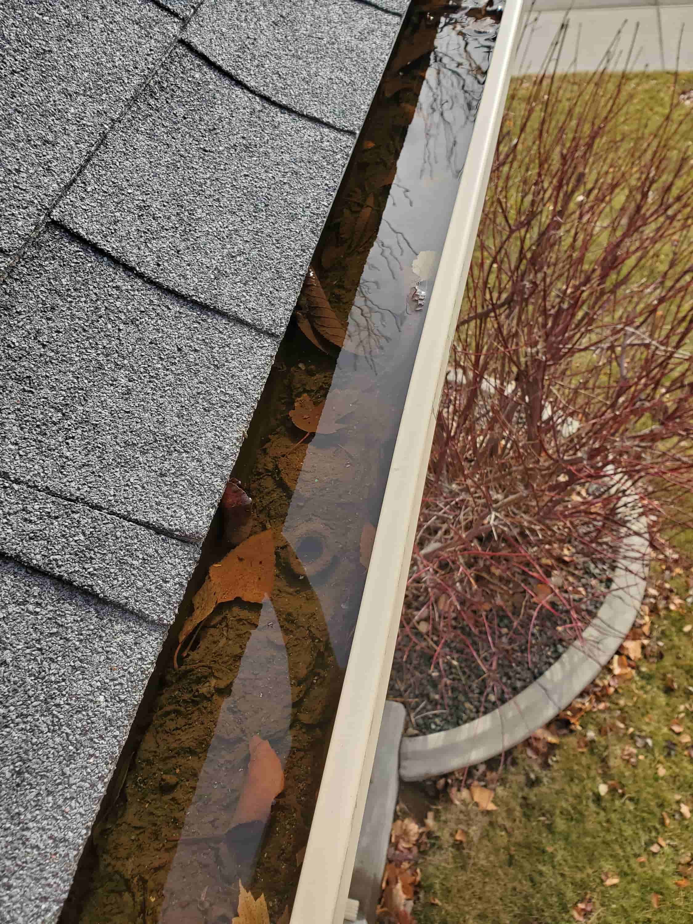 tool to clean gutters home depot