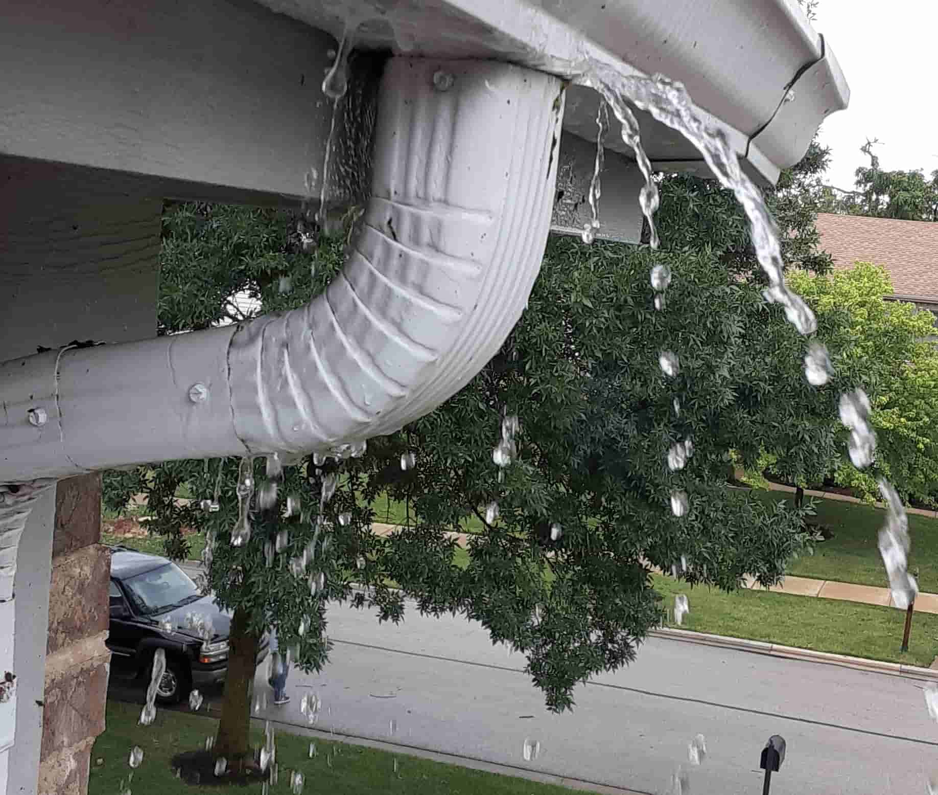 clean gutter drain pipes