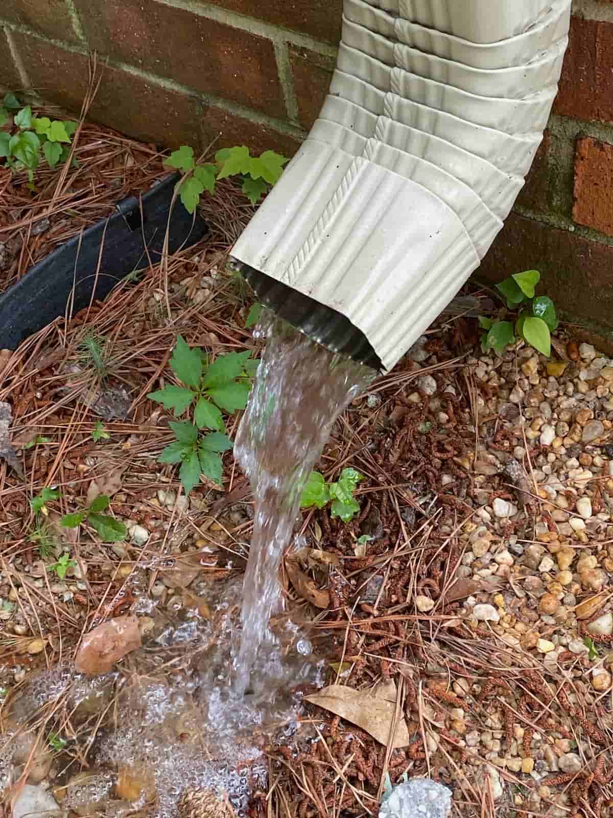 cleaning vinyl gutters