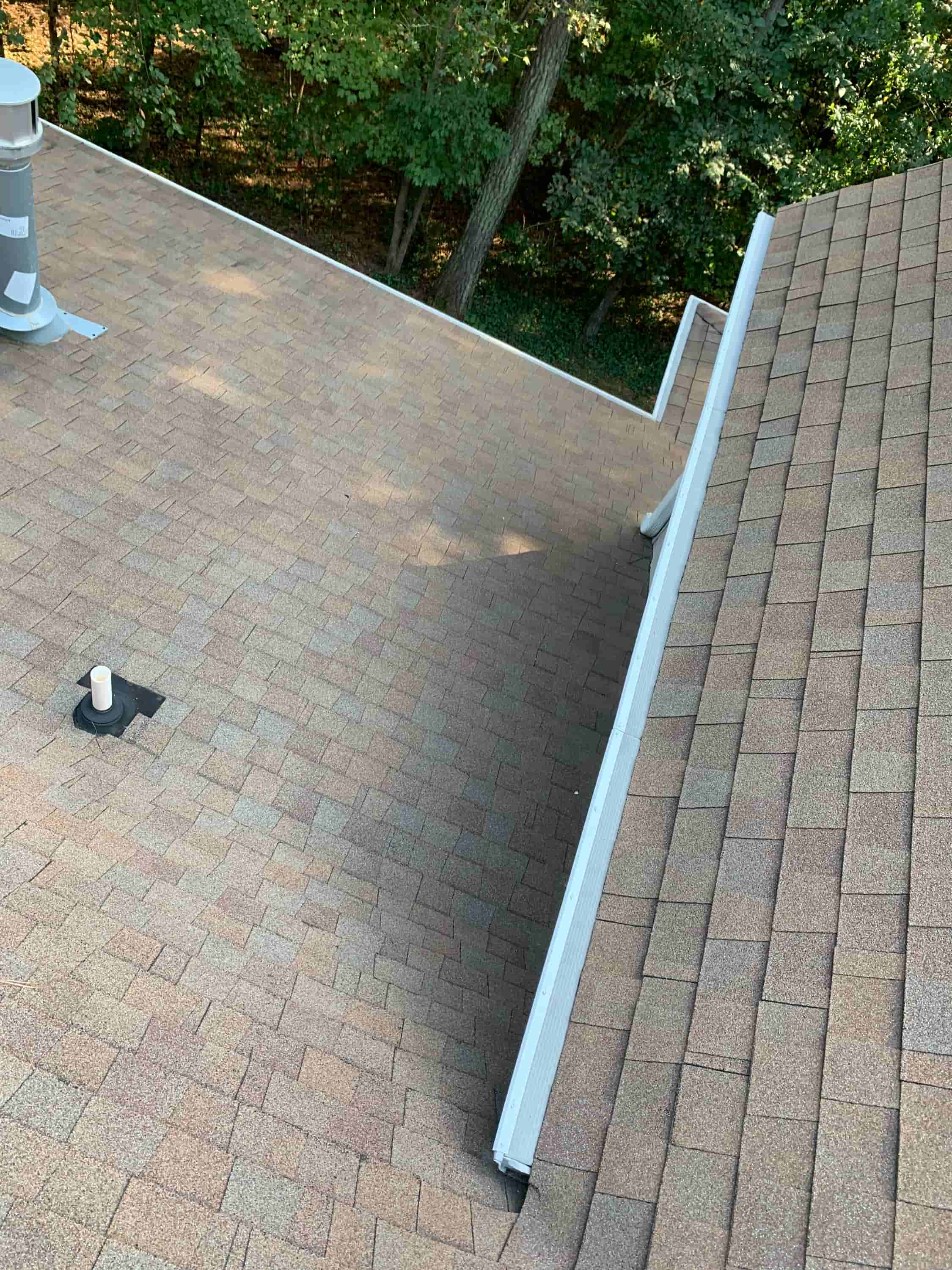 gutter cleaning device