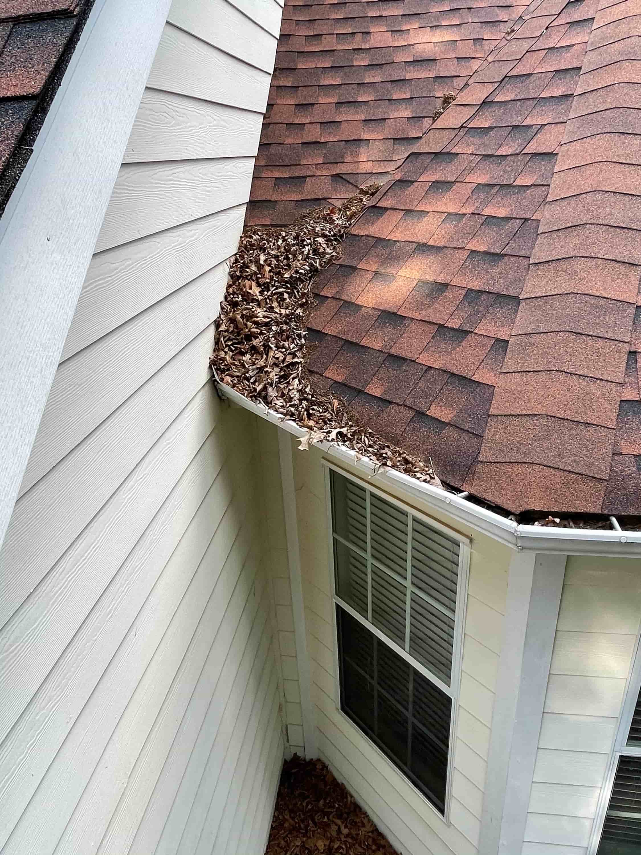 easy way to clean out gutters