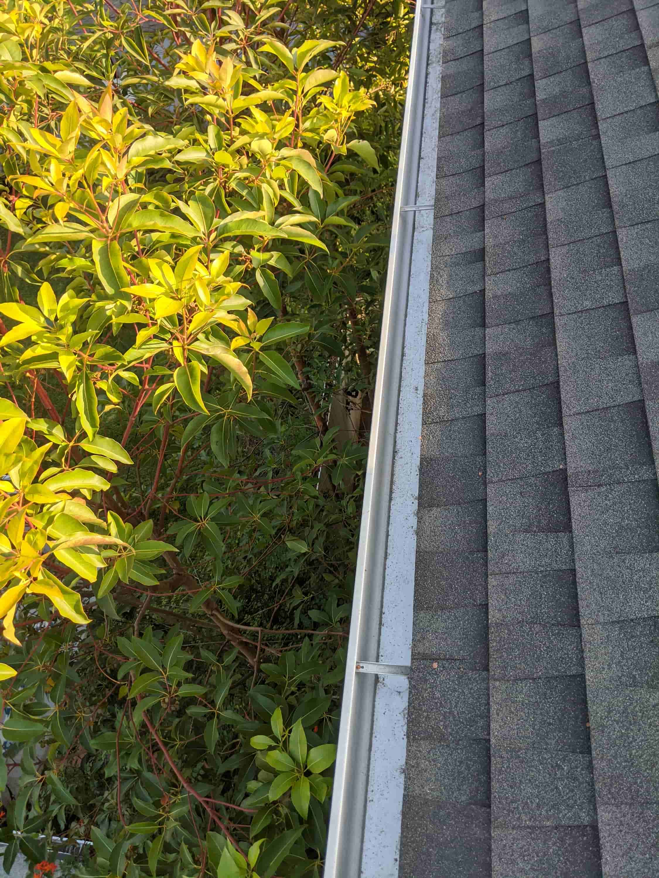 easy way to clean out gutters