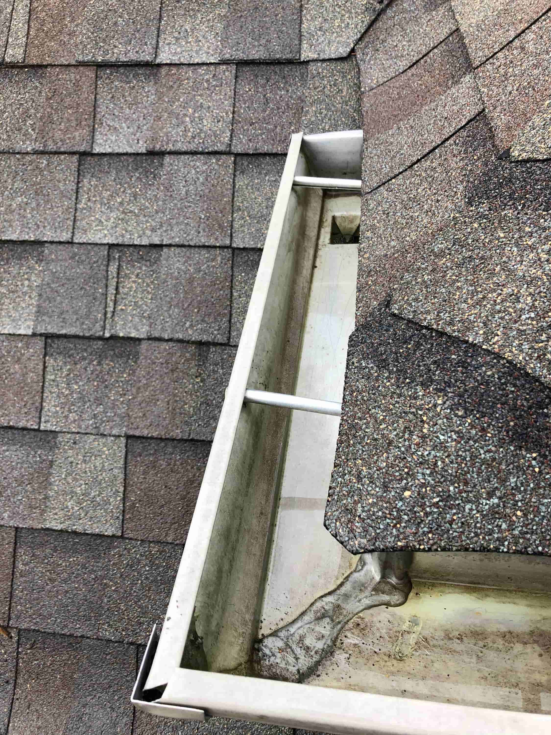 gutter cleaning cost