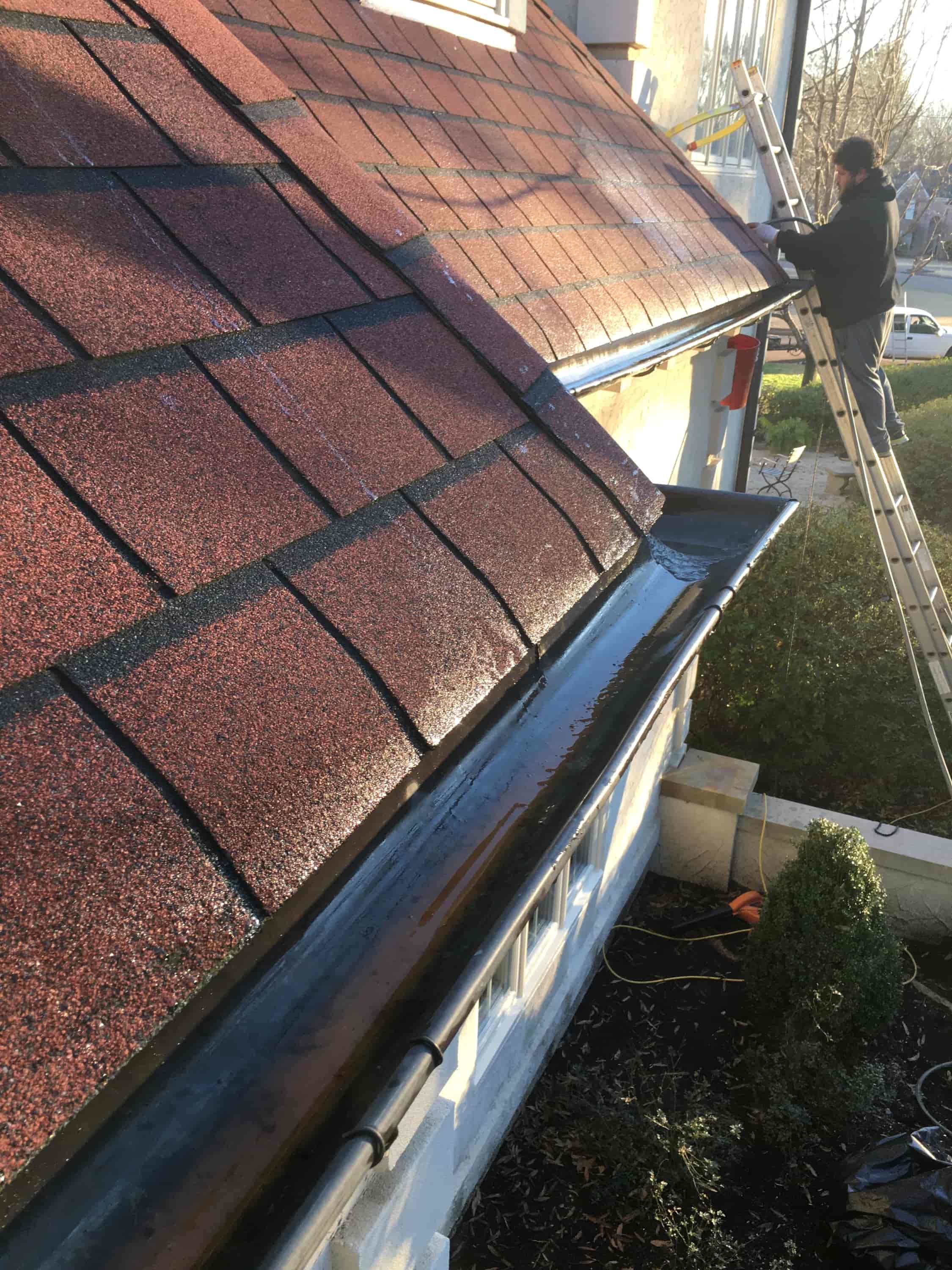 how to clean gutters by yourself