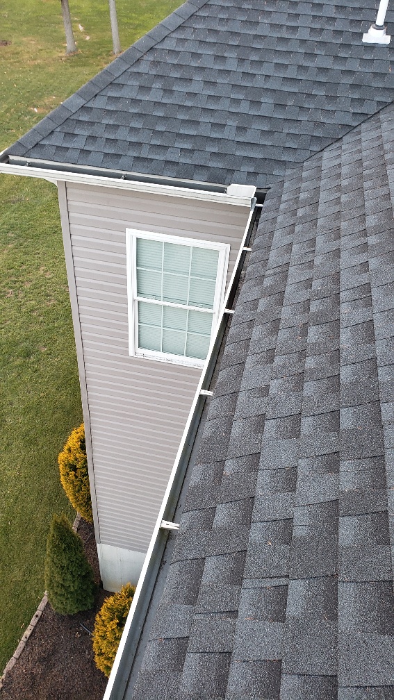 gutter cleaning near me cost