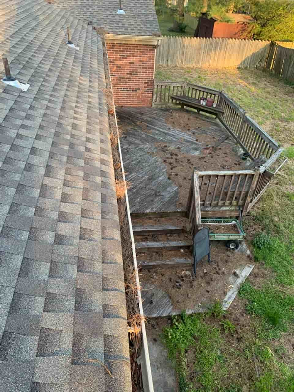 top of the ladder gutter cleaning