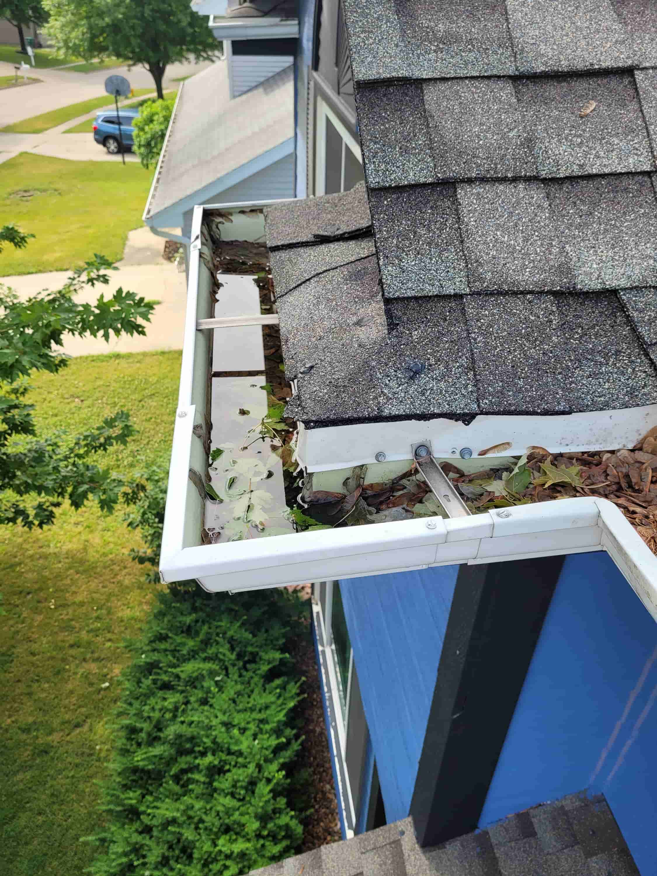 how to clean aluminum gutters videos