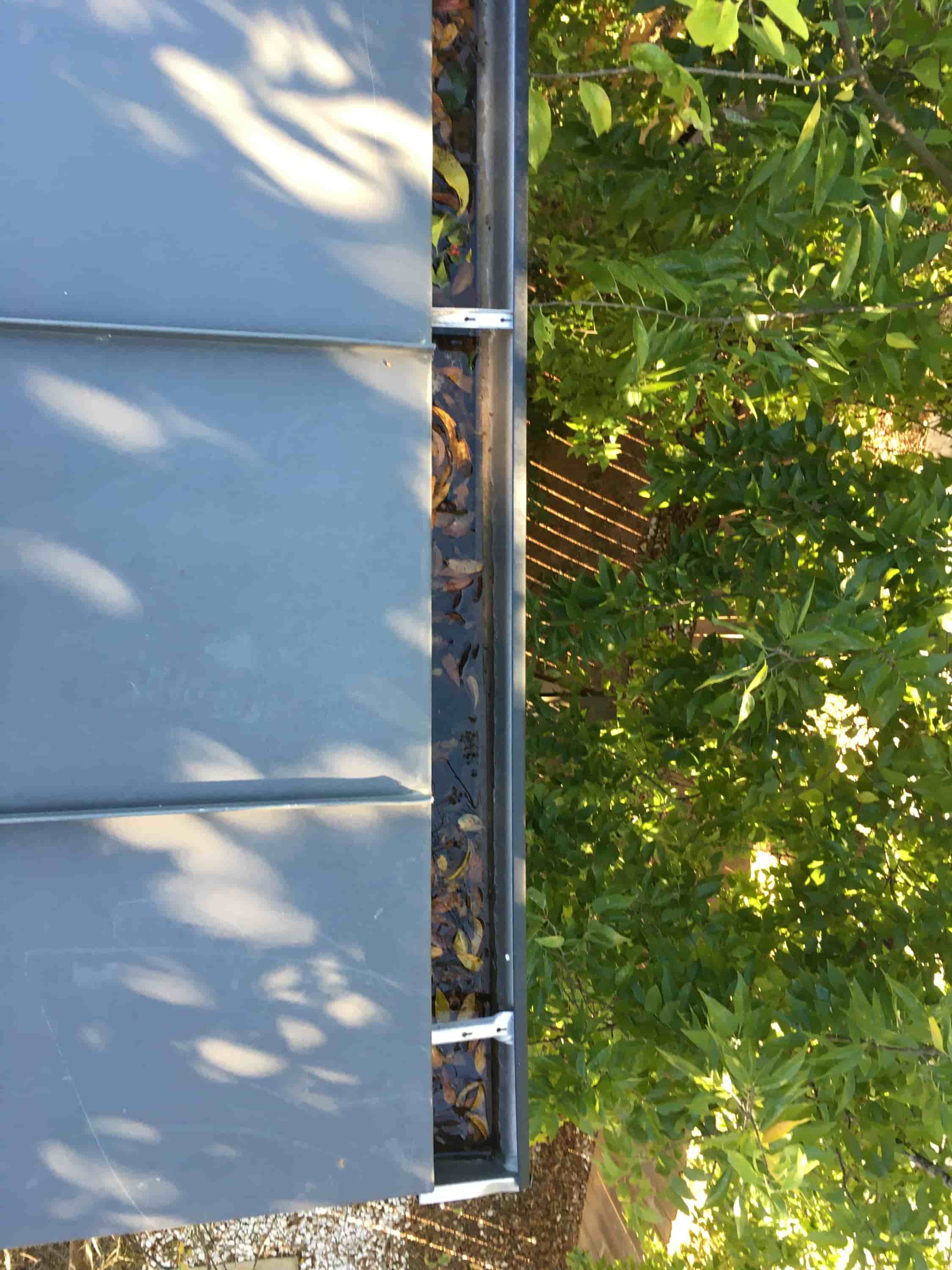 cleaning gutters safely