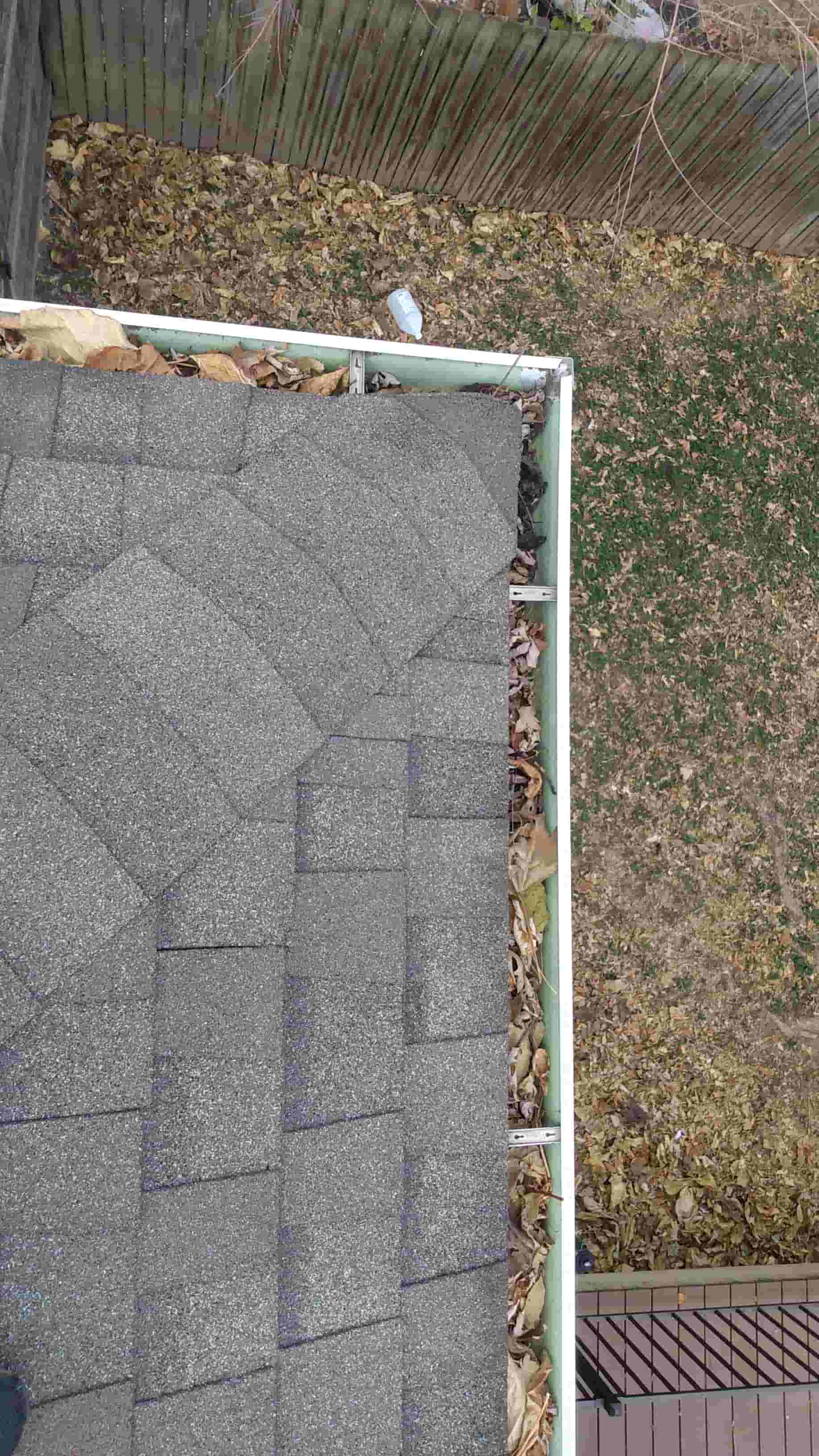 roof gutter vacuum cleaner