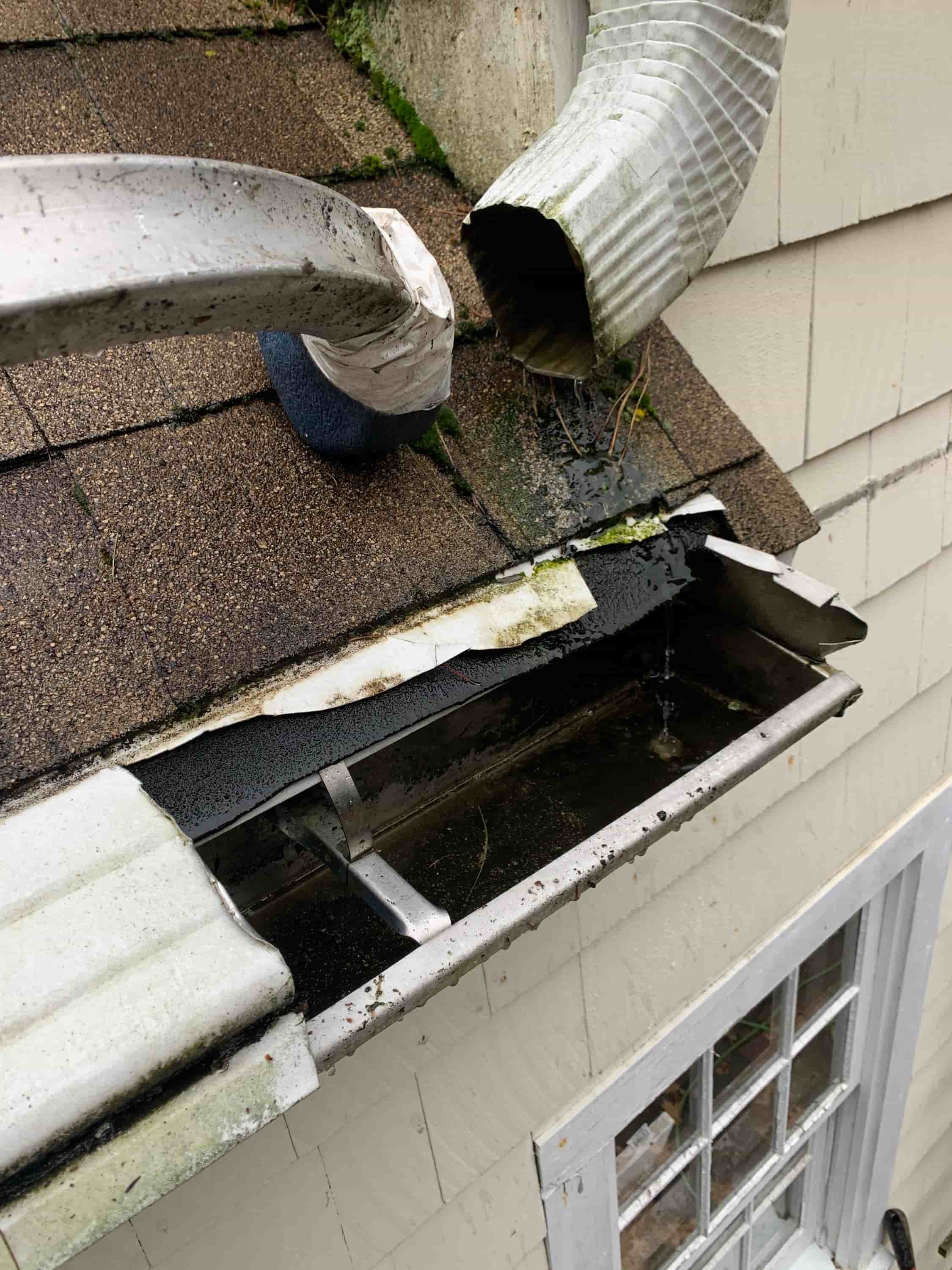 how much gutter cleaning cost
