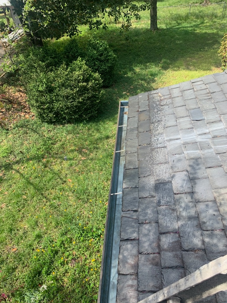 gutter cleaning vacuum
