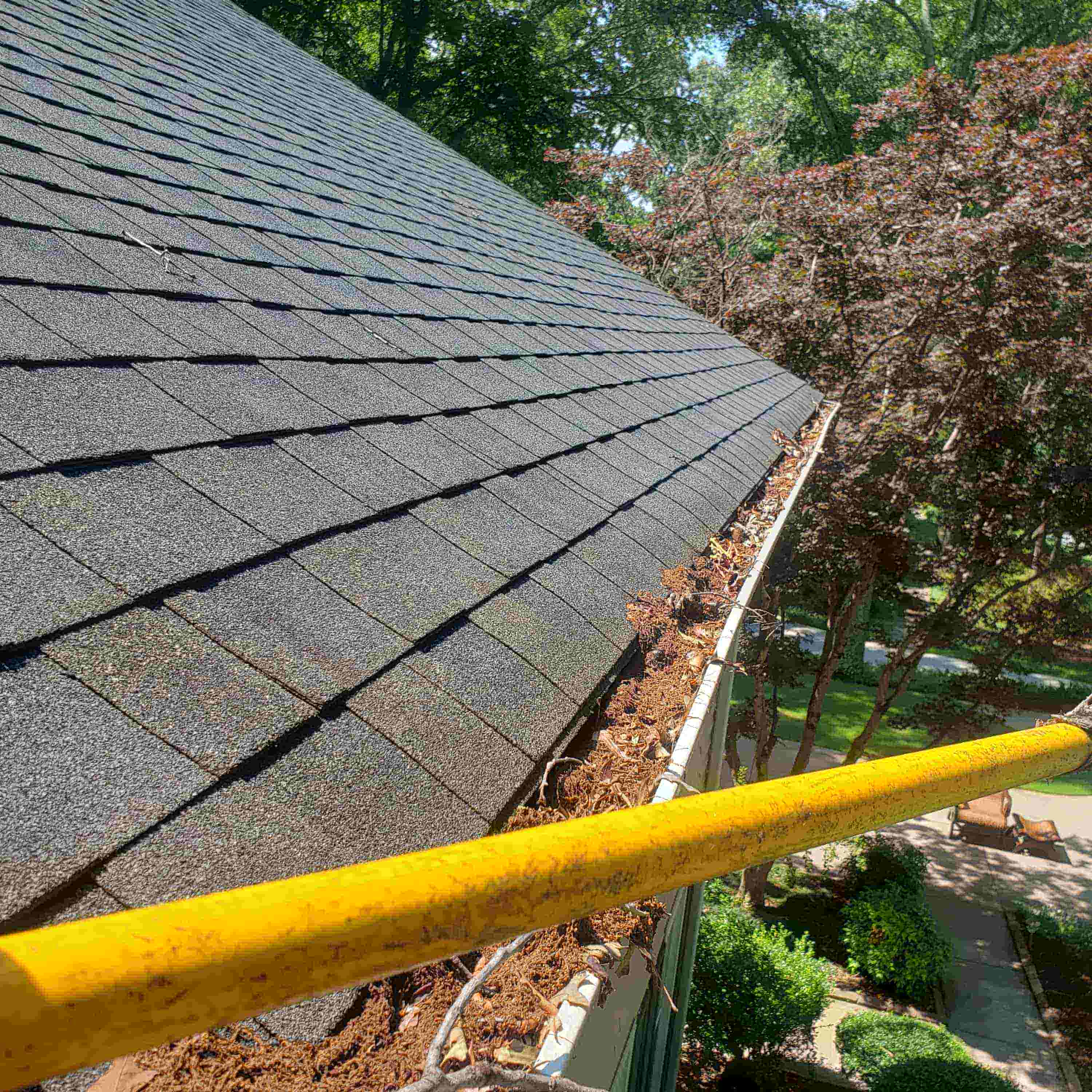 cost of gutter cleaning per foot