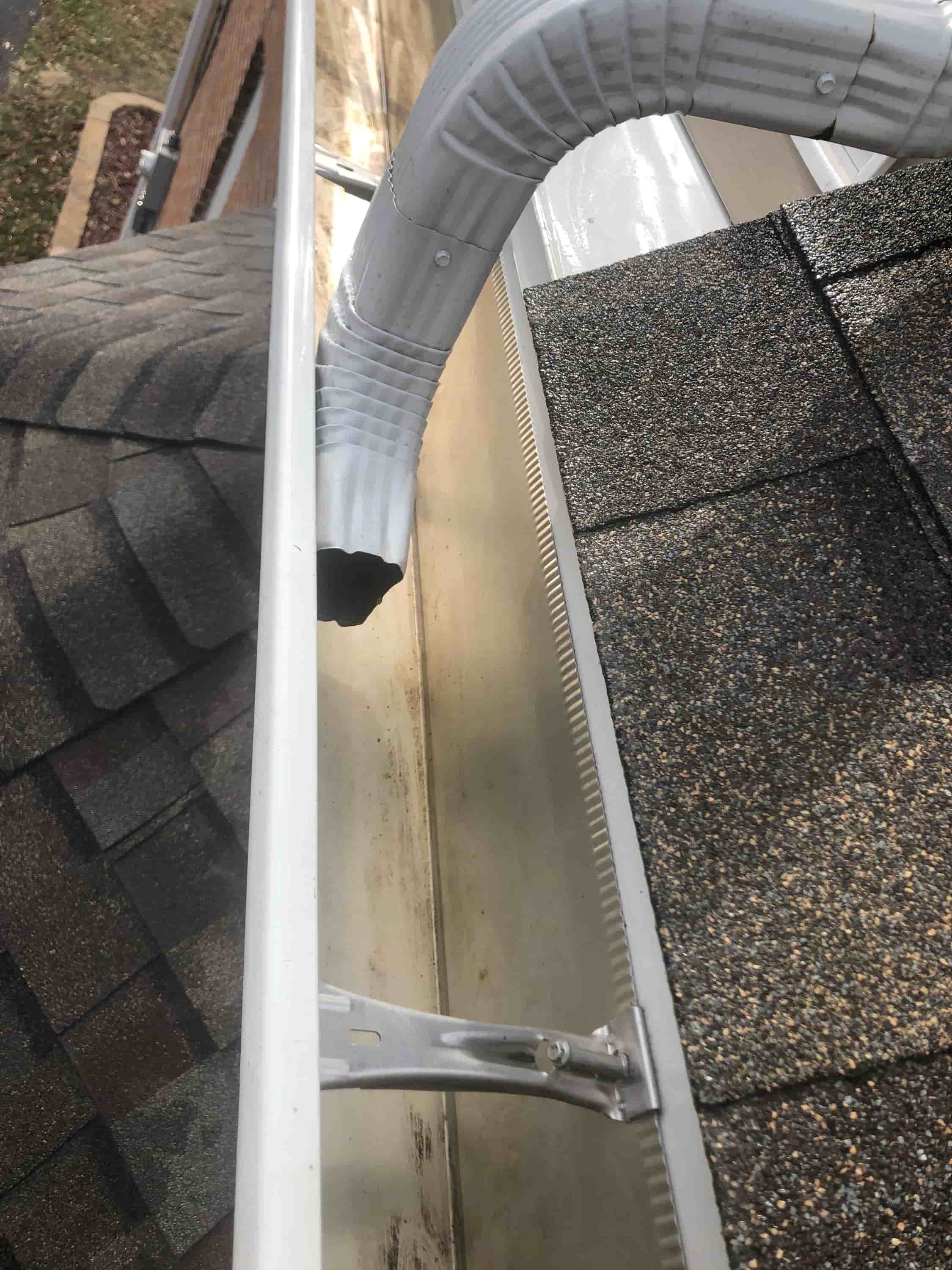 gutter cleaning and installation