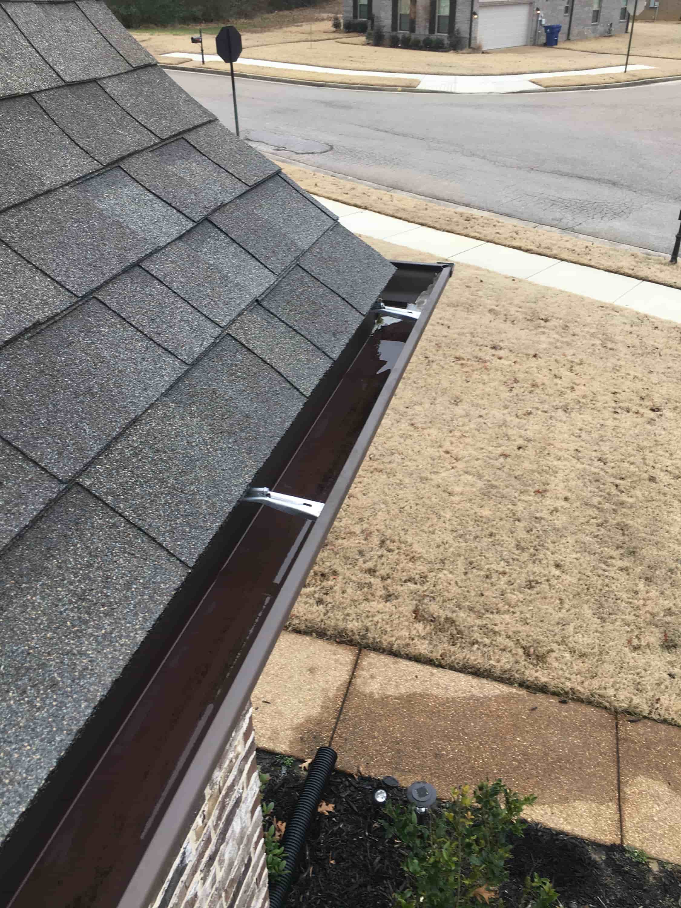 tools to clean gutters
