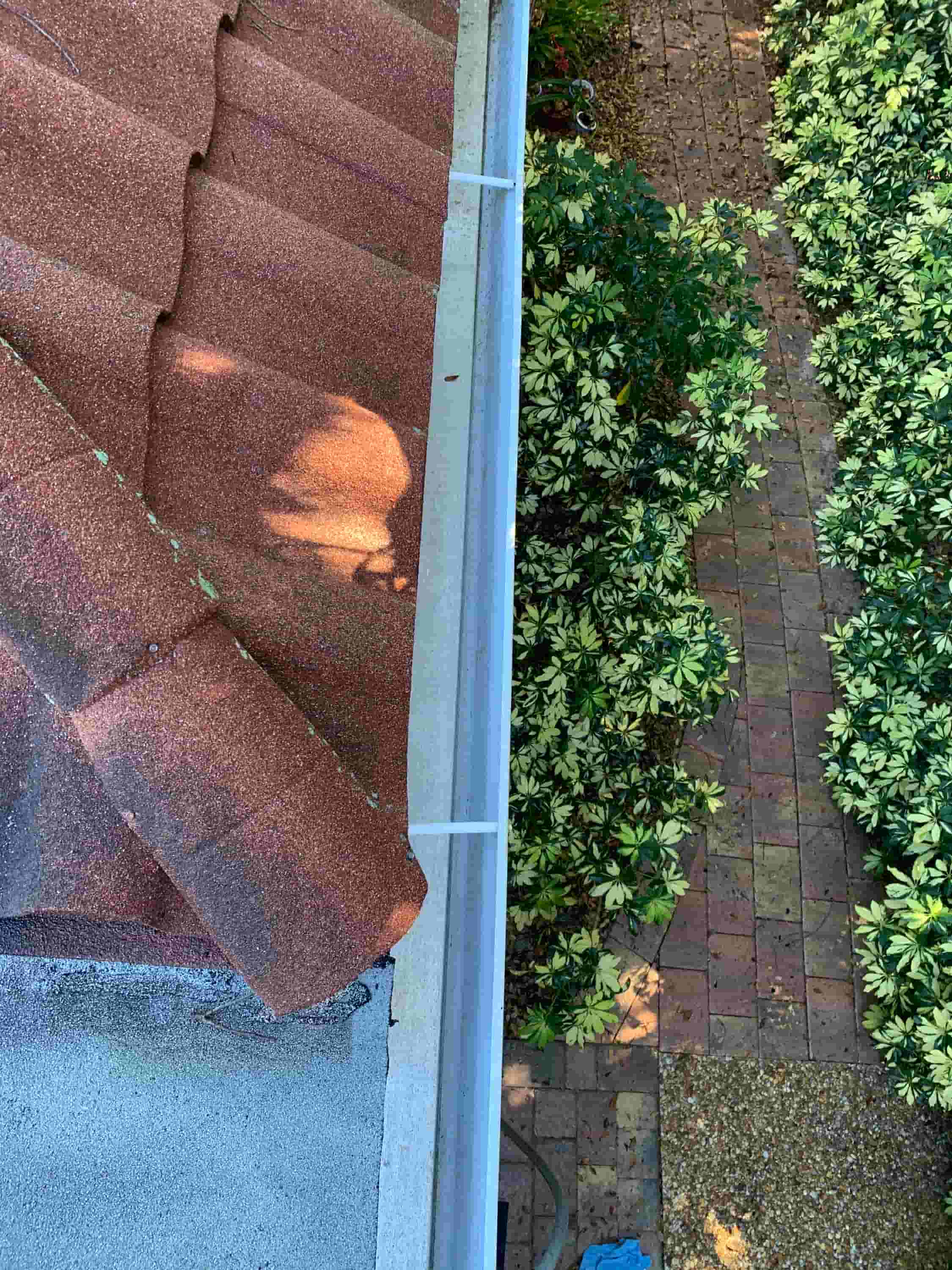 how to repair rain gutters