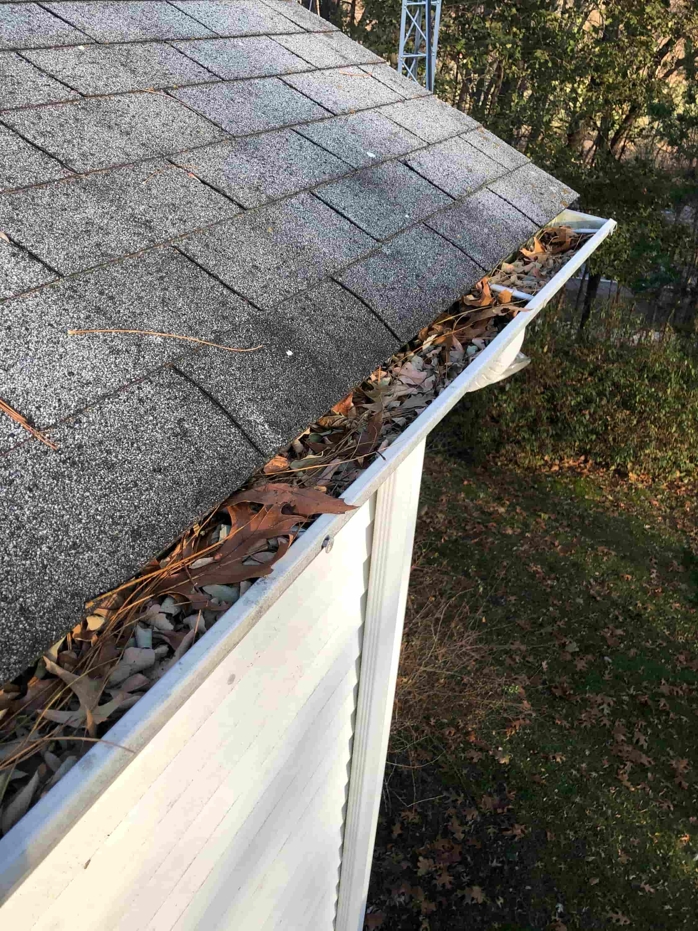 cleaning white upvc guttering