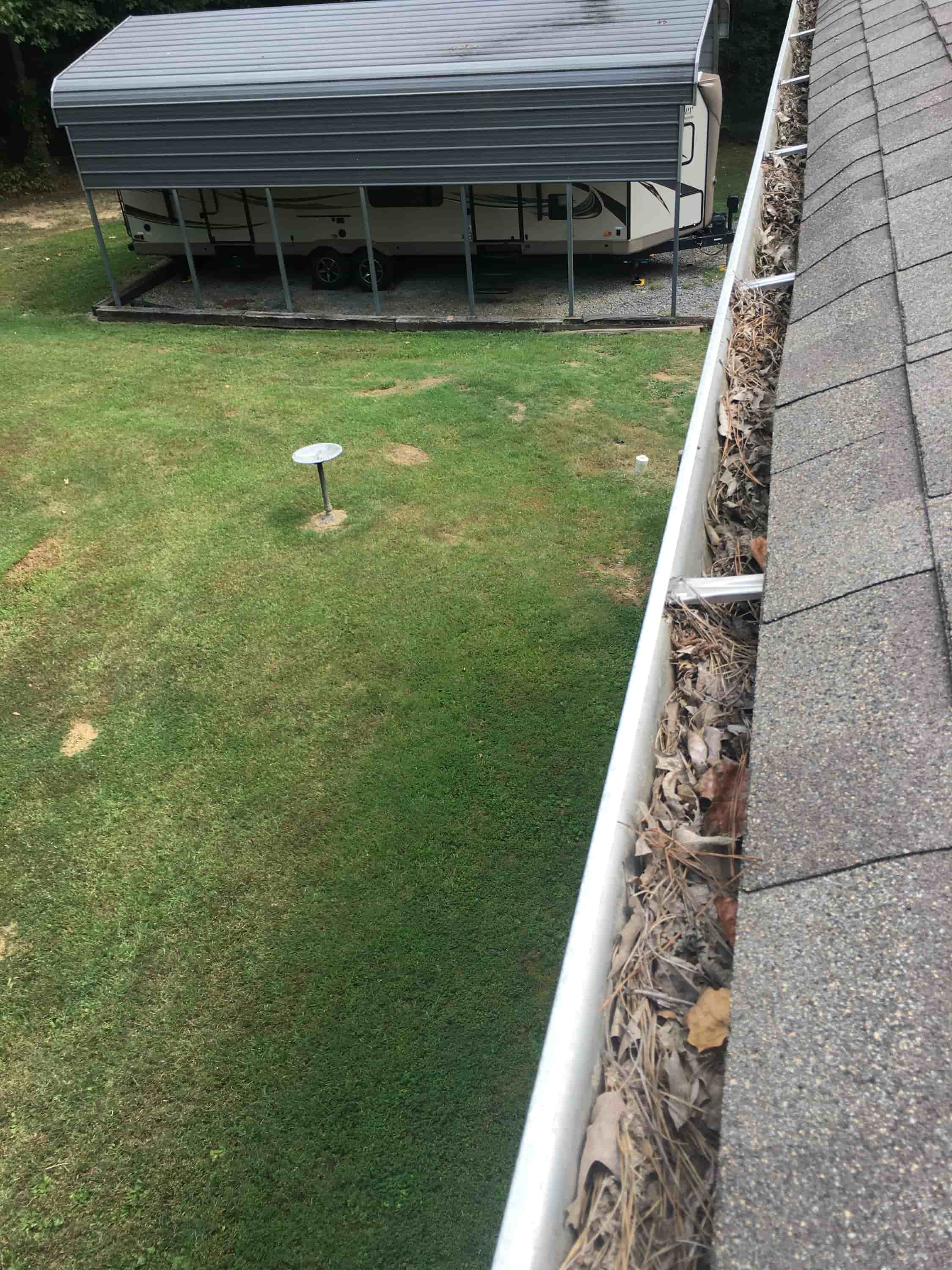 gutter cleaning near me cost