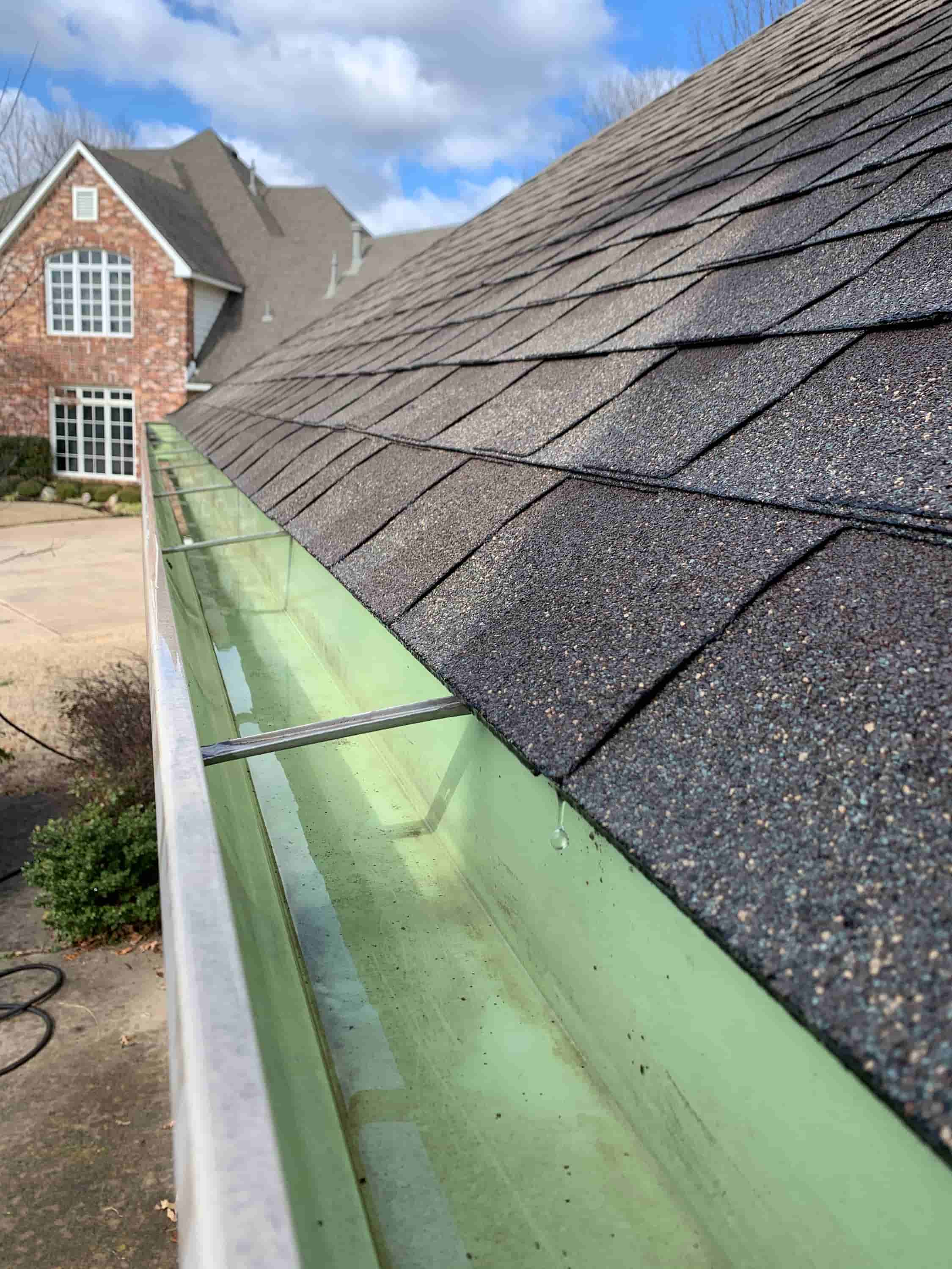 what to use to clean gutters