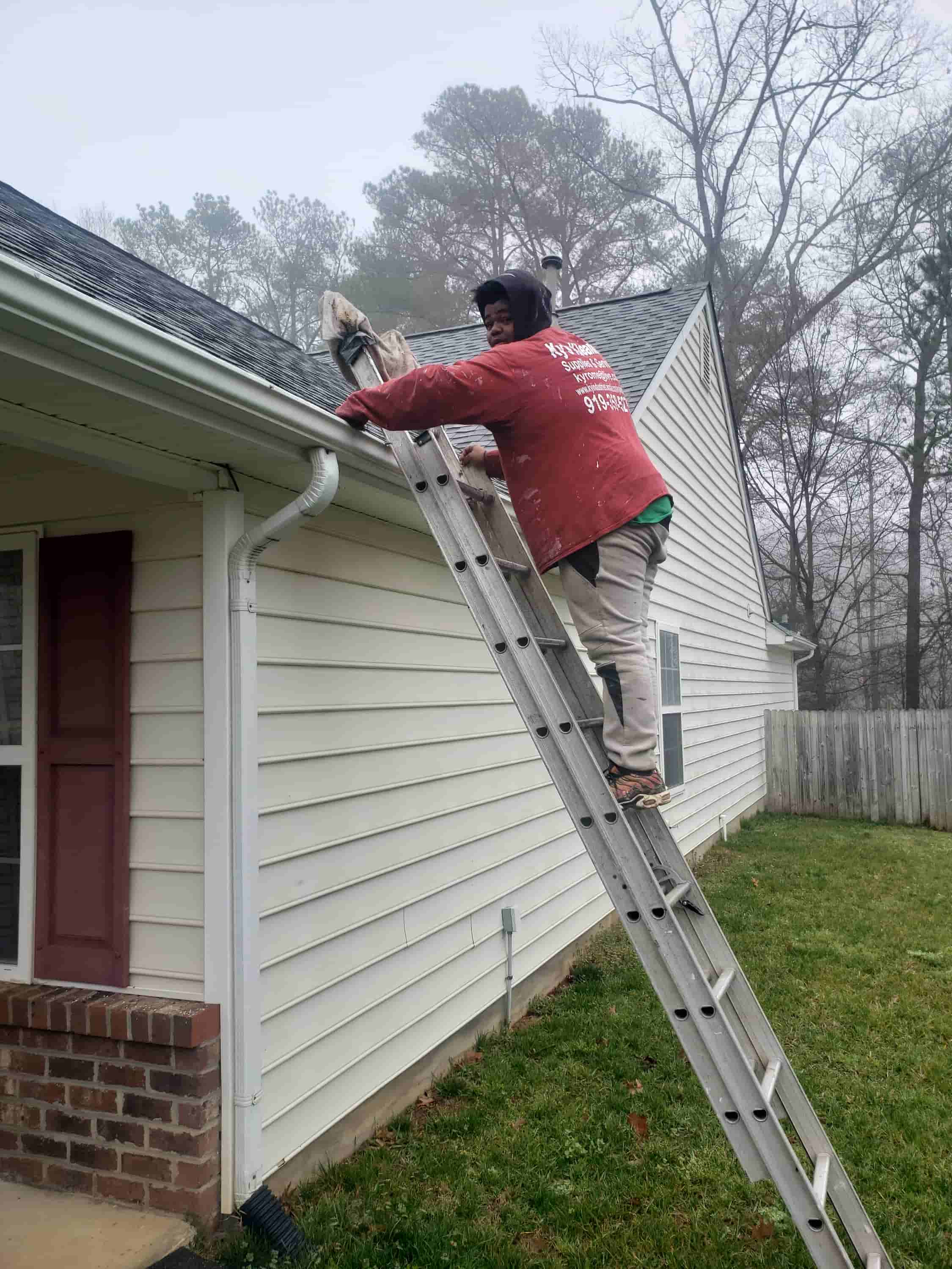 gutter cleaning trowel