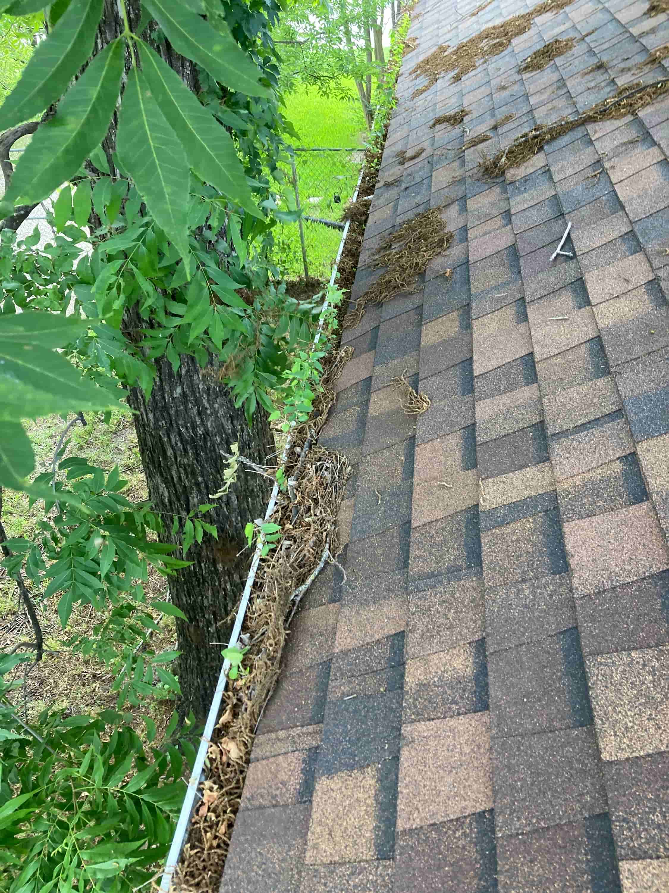 how to clean unreachable gutters