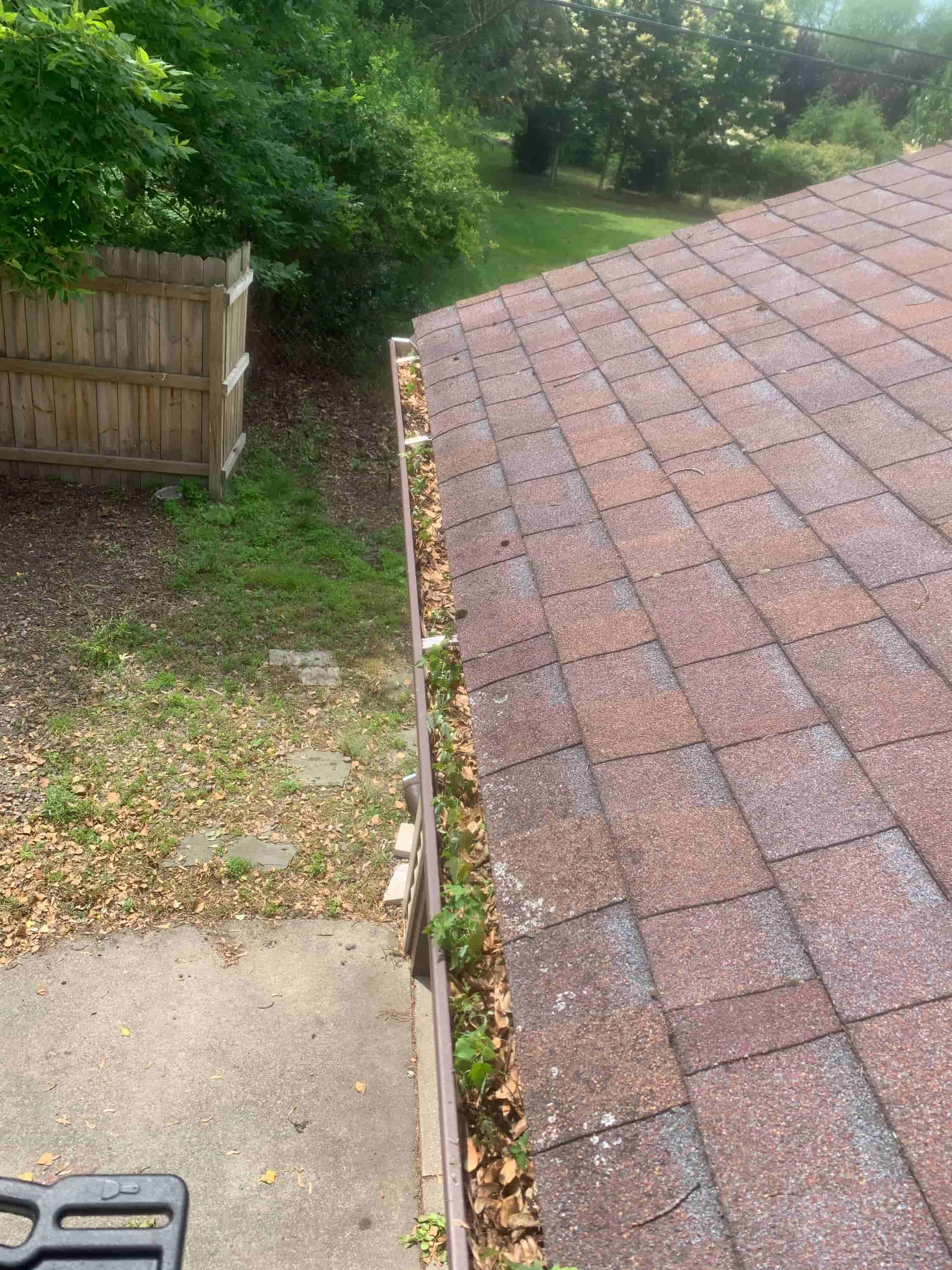 gutter cleaning and guard installation