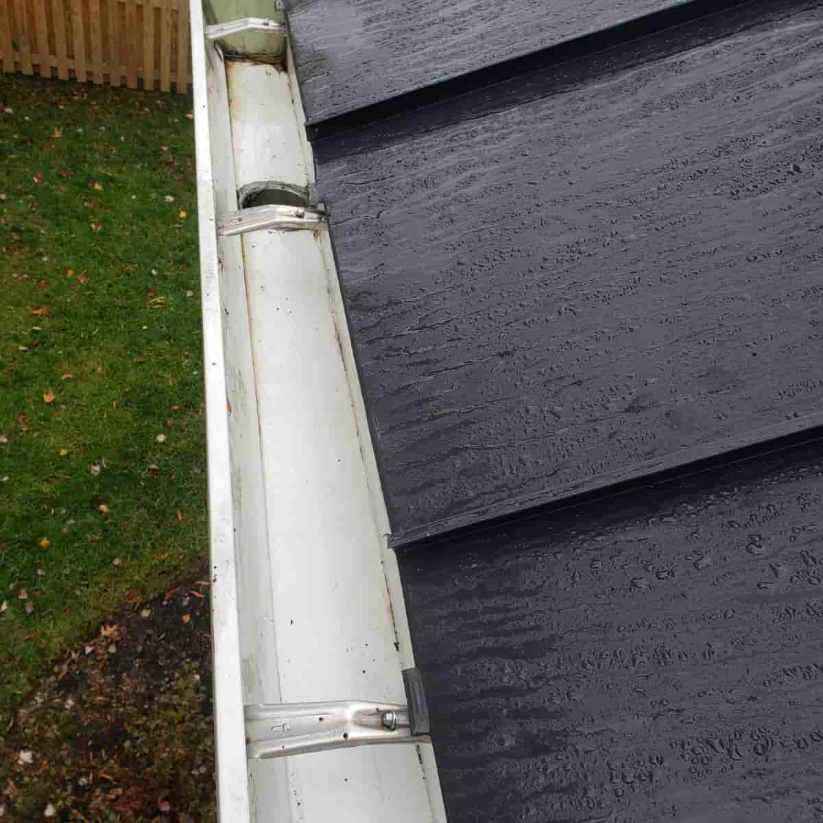 cost of gutter cleaning sydney
