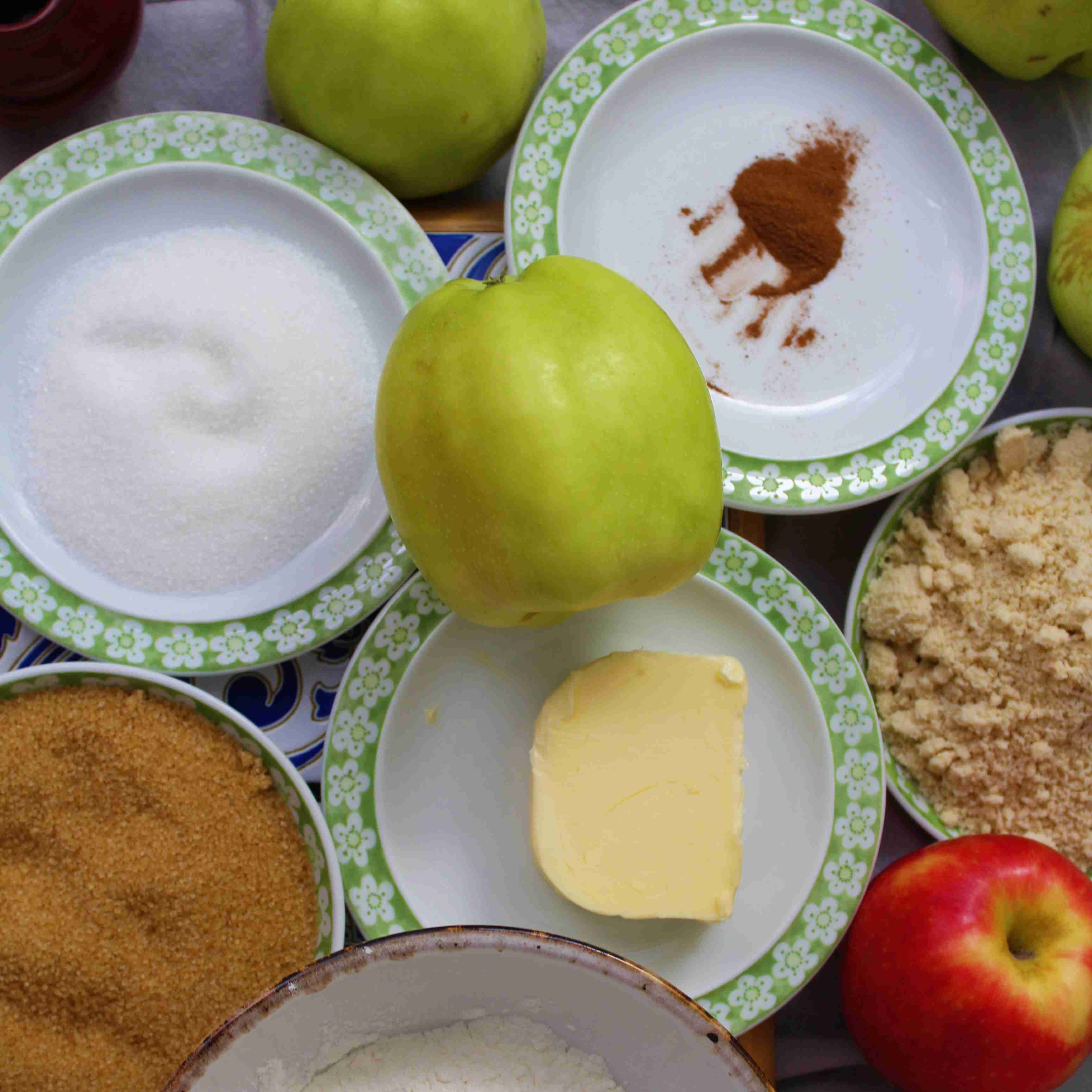 what is apple crumble made of