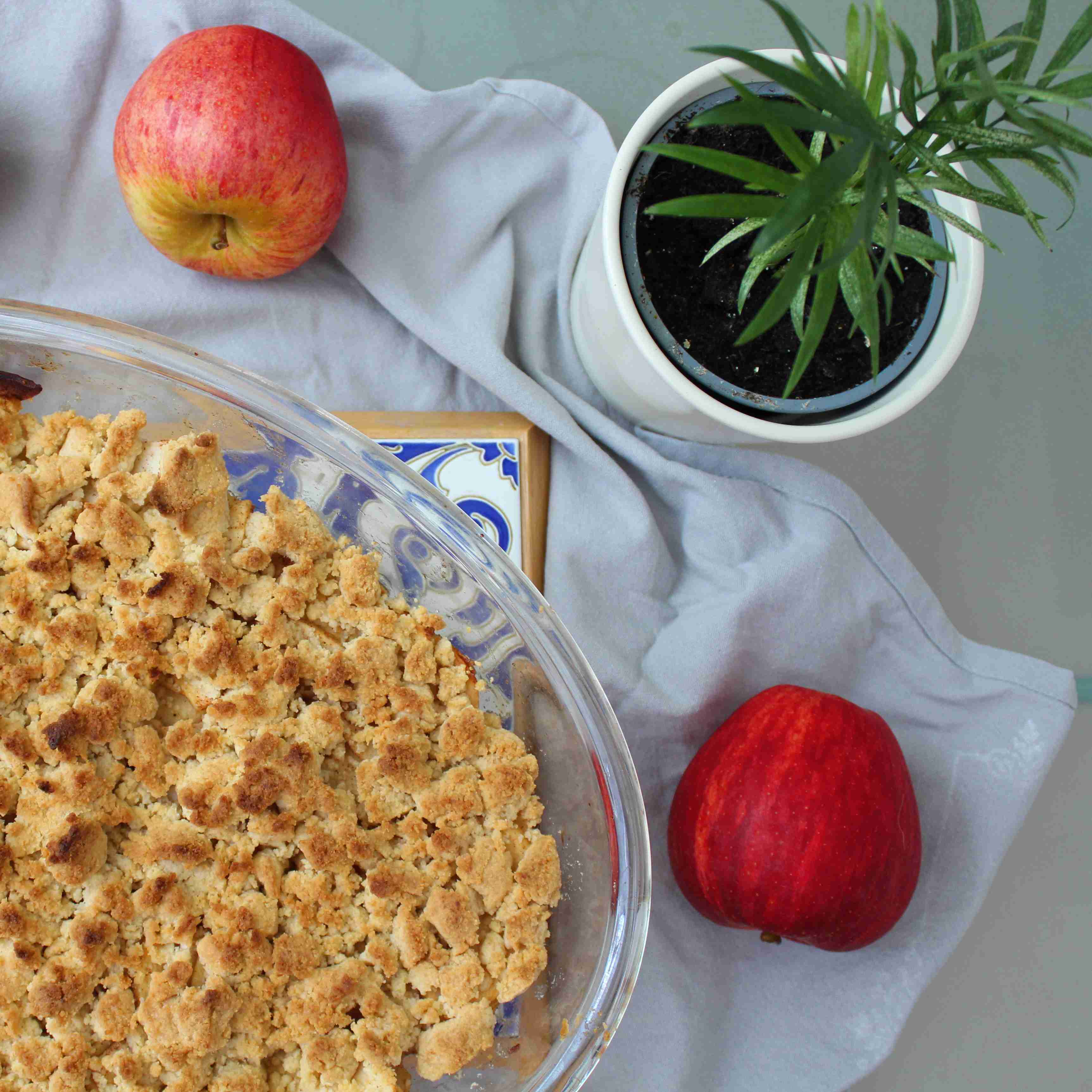 apple crumble with oats
