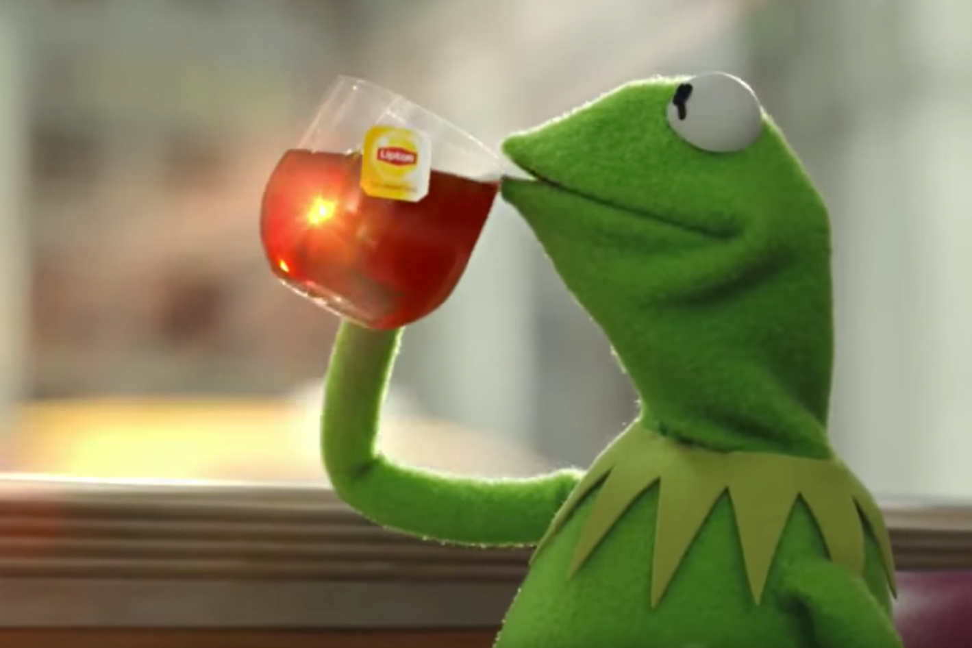 Kermit drinks tea