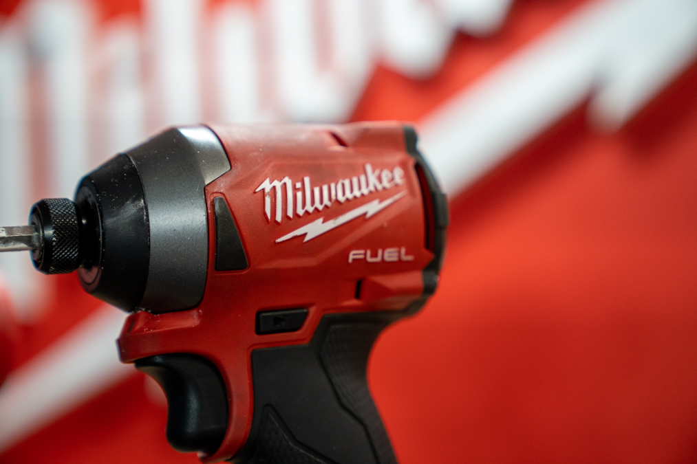 Why are Milwaukee tools so popular among professionals and DIYers?