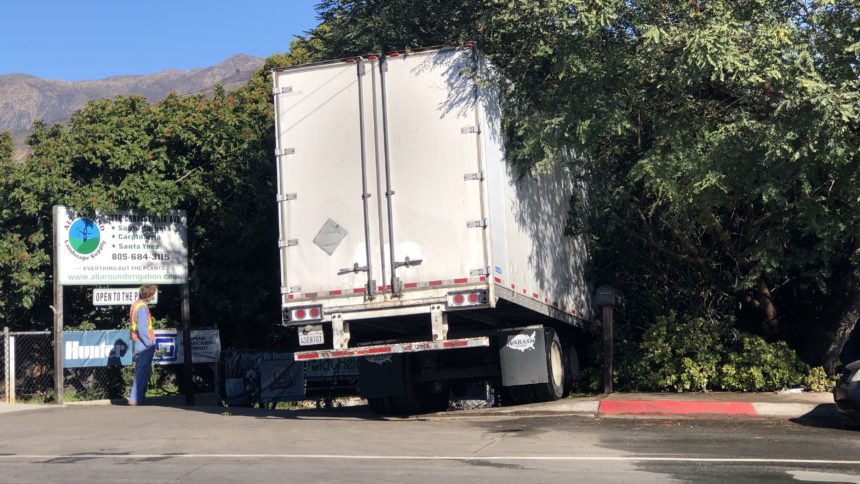 Truck crash into gas line