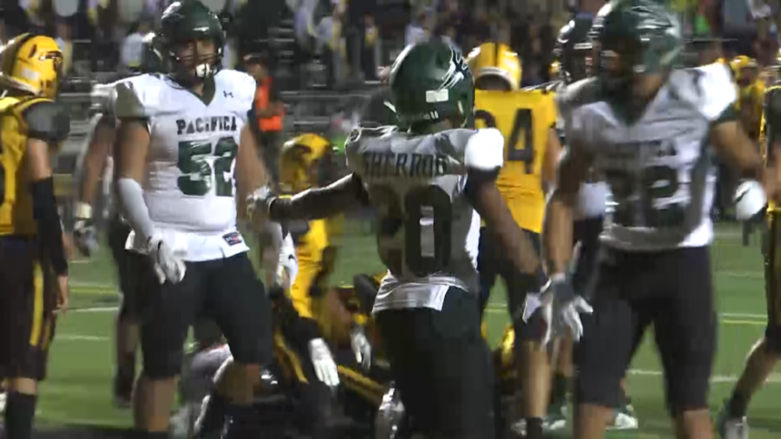Malik Sherrod scores vs. Newbury Park