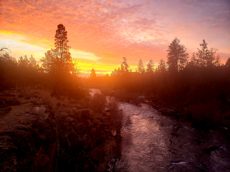 Sunrise Deschutes Sawyer Park John Breeden 1228
