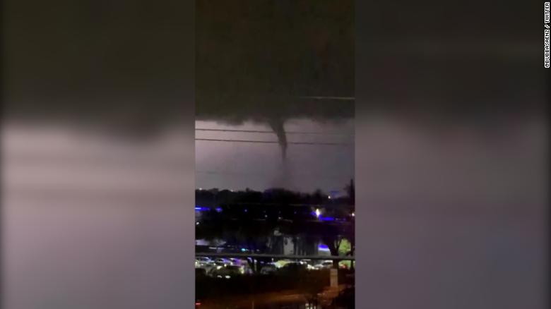 tornado-dallas-tx-1021-exlarge-169