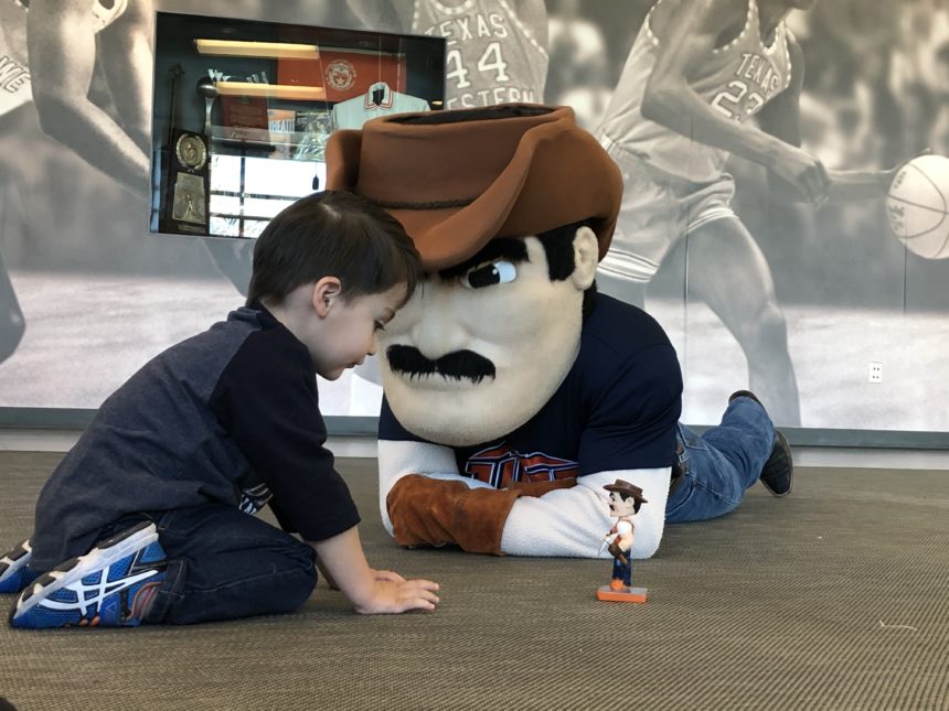Lucas Rubio and Paydirt Pete